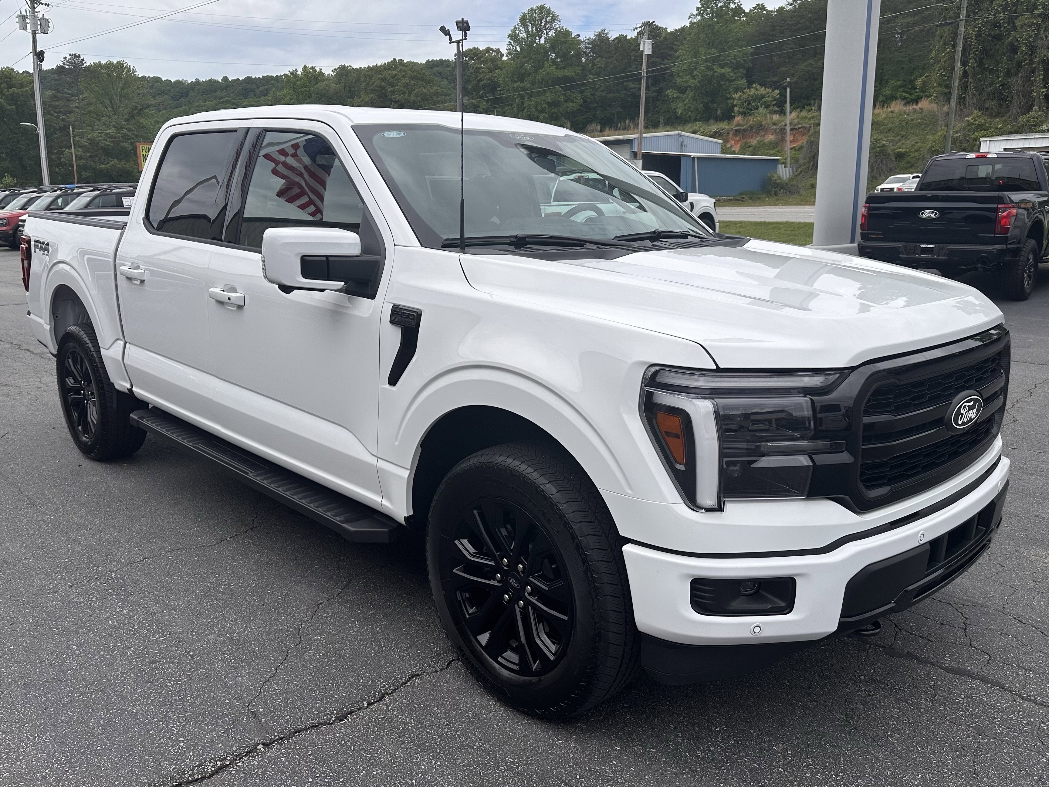2025 Ford F-150 LARIAT