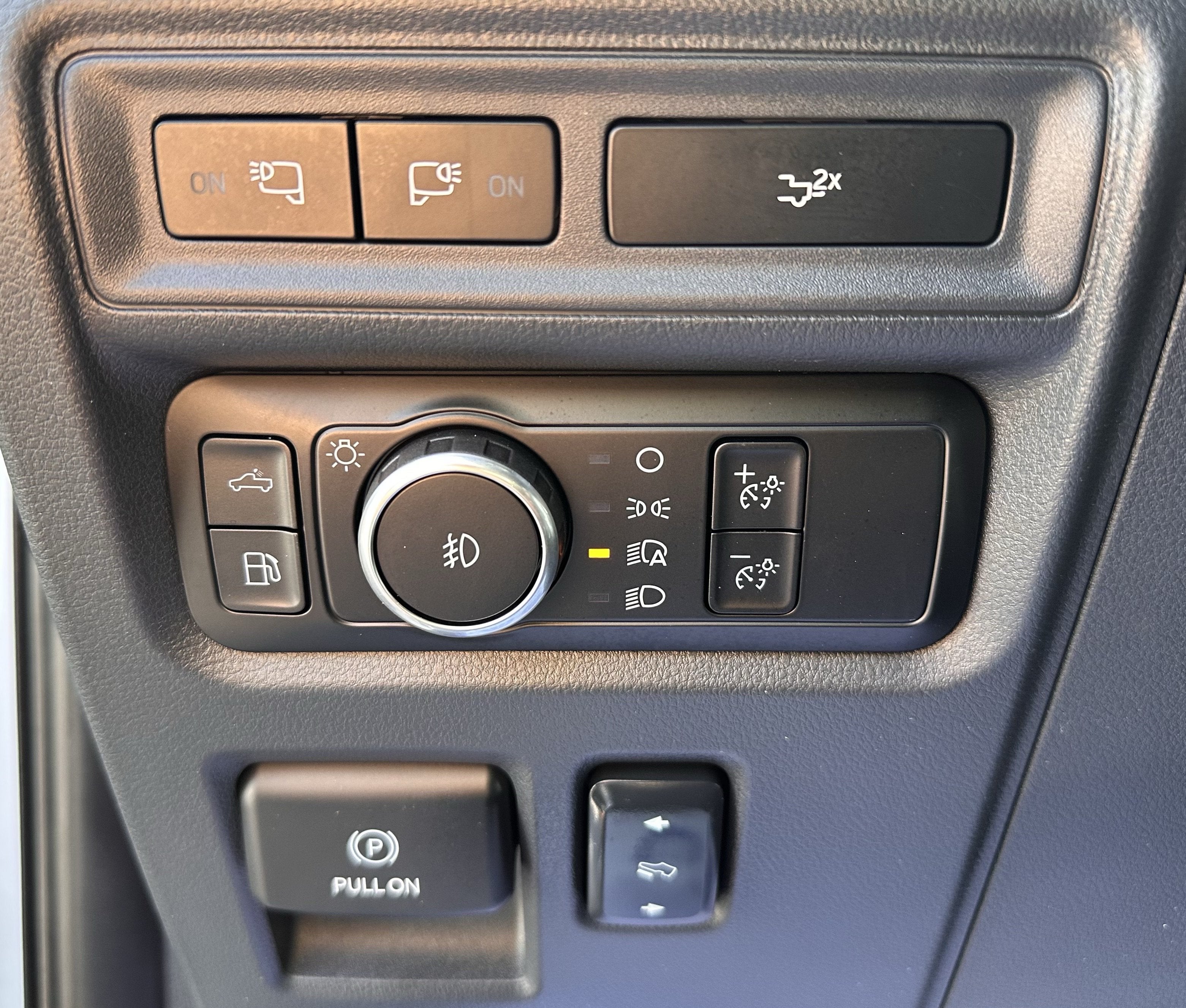 2024 Ford F-150 LARIAT Powerboost