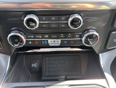 2024 Ford F-150 LARIAT Powerboost