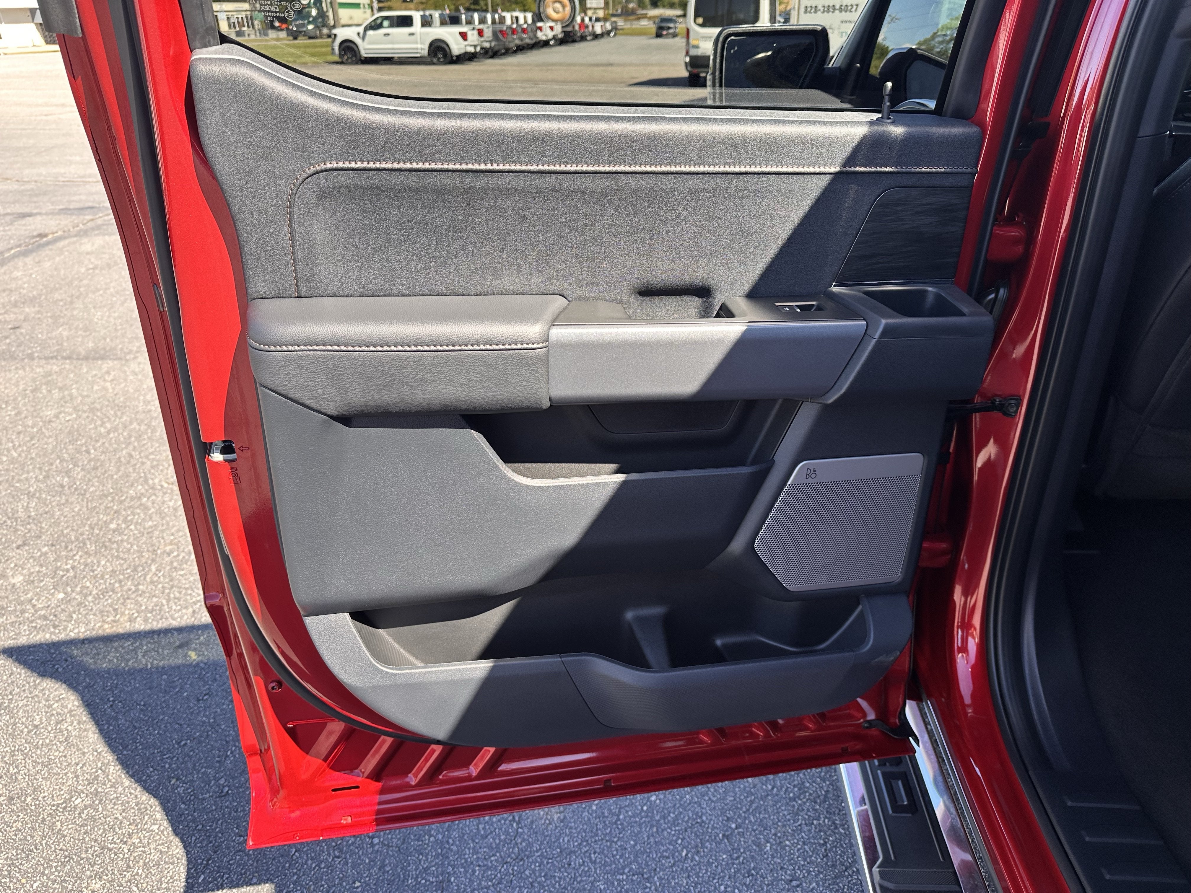 2025 Ford F-150 Lariat Powerboost