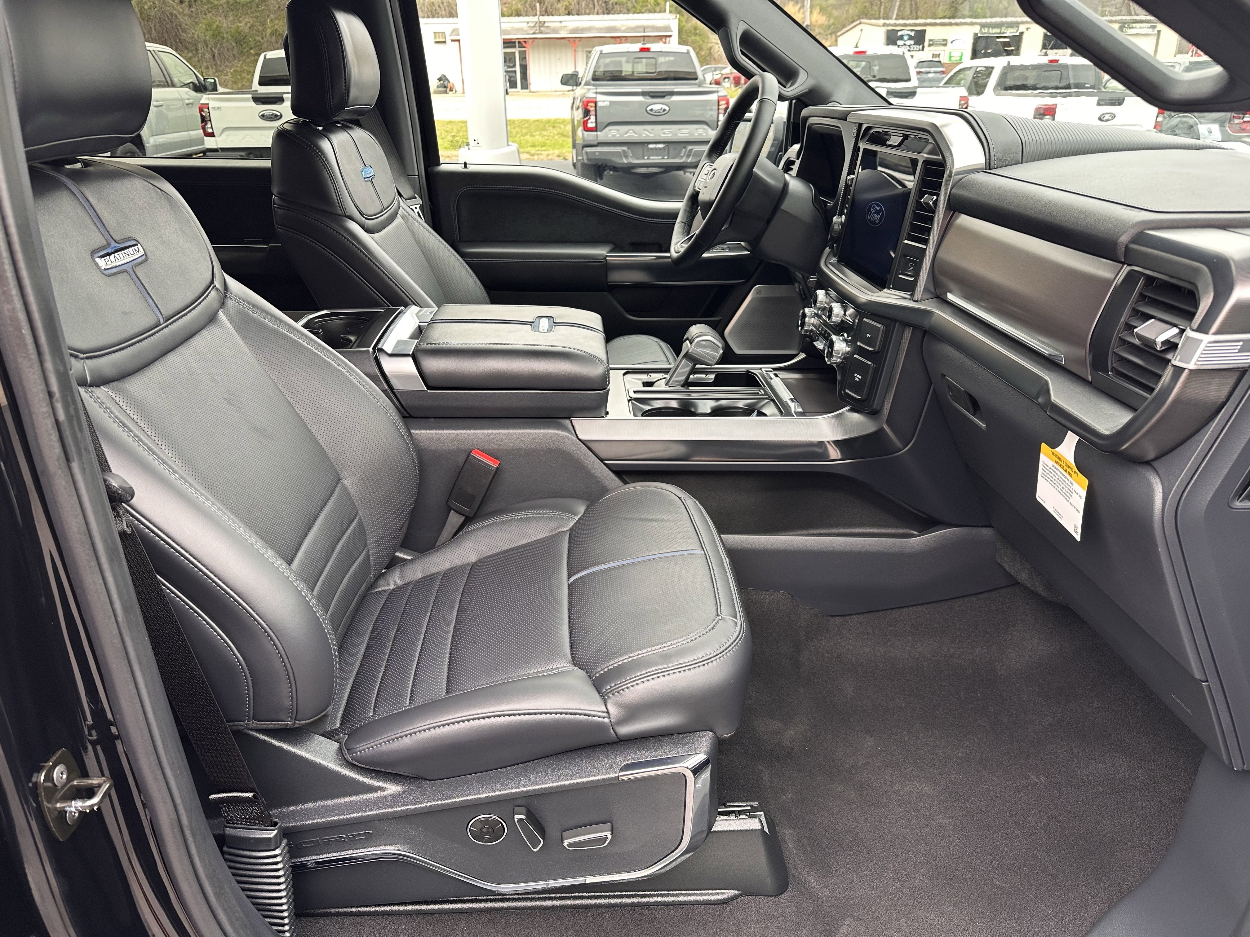 2025 Ford F-150 Platinum