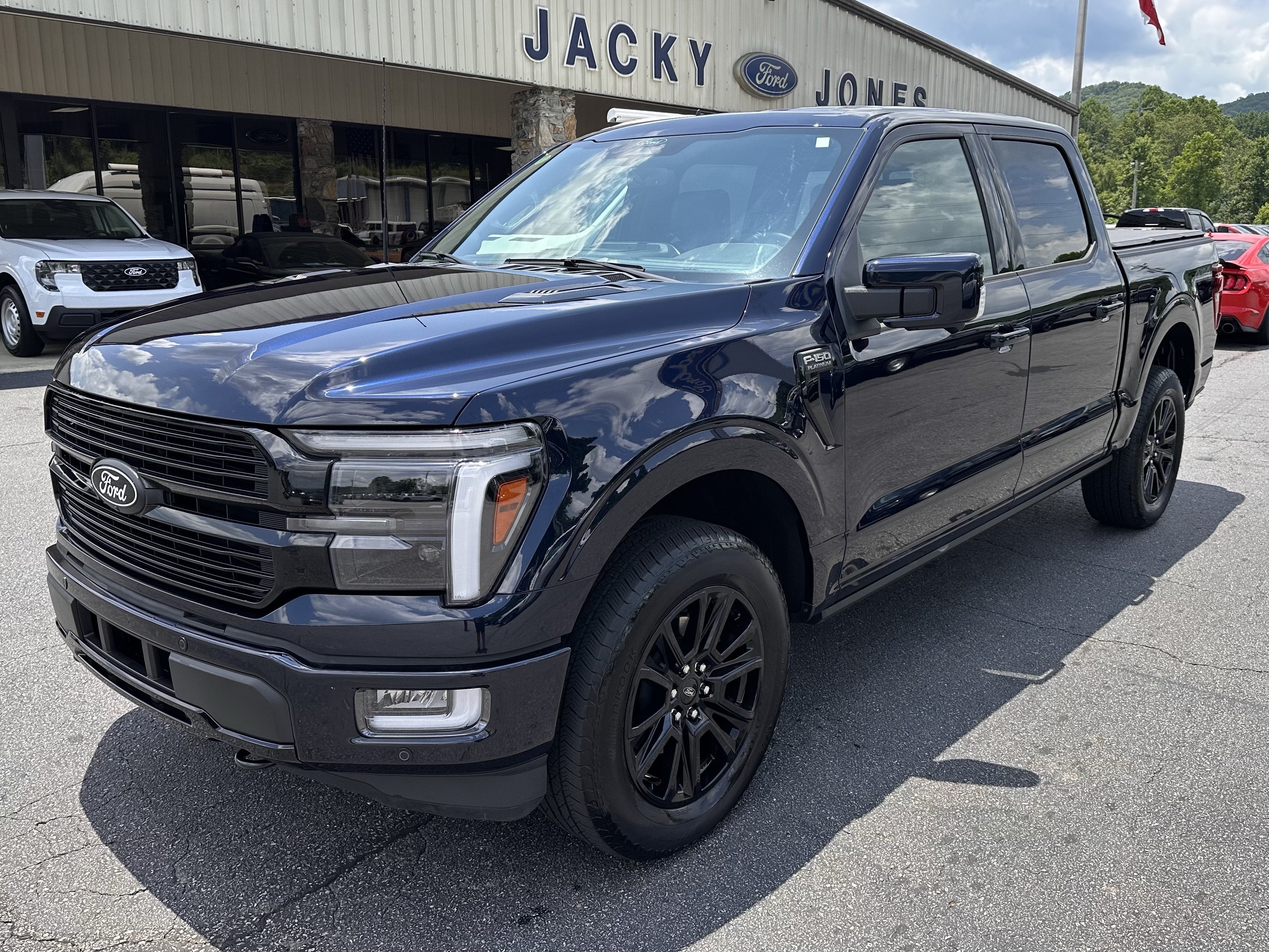 2025 Ford F-150 Platinum