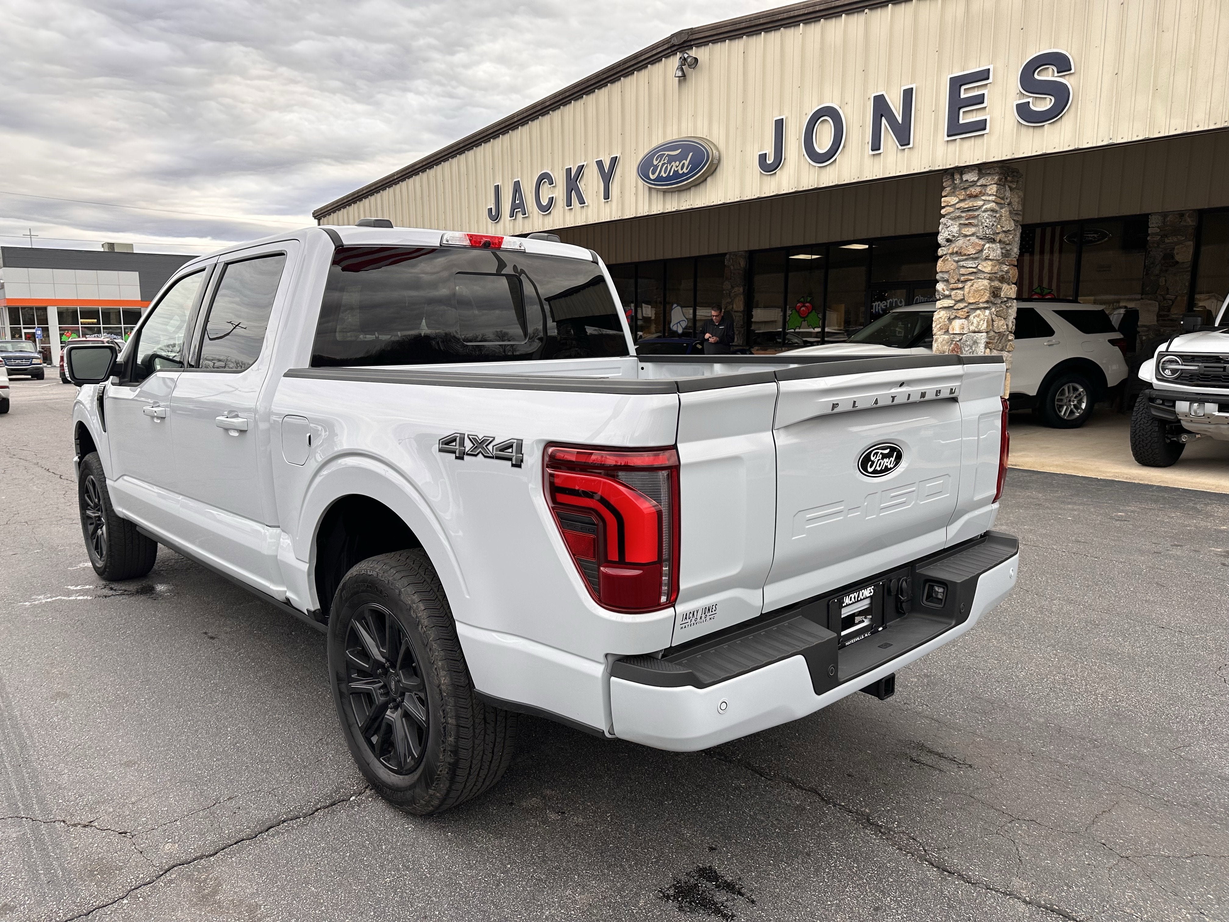 2025 Ford F-150 Platinum
