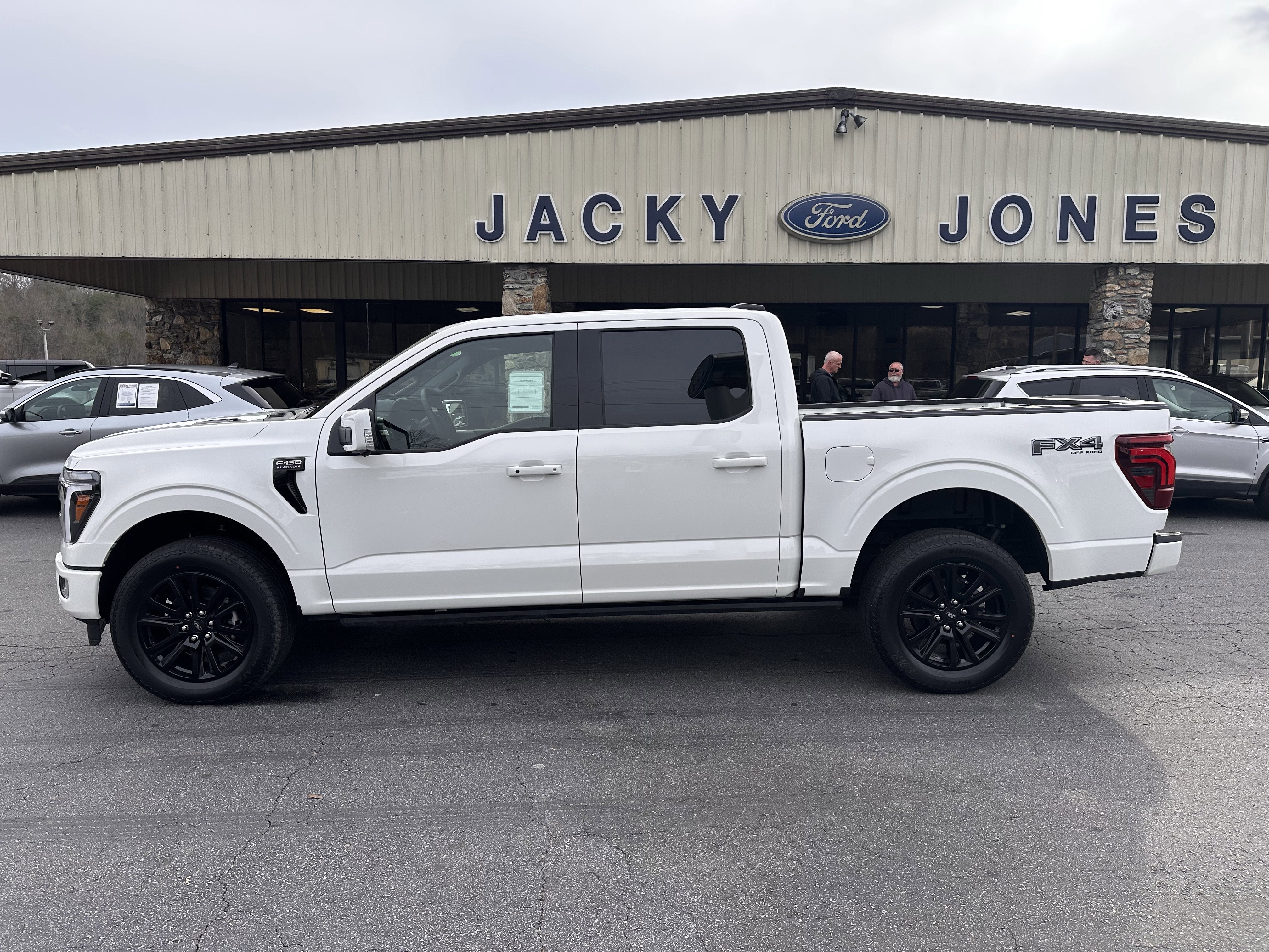 2025 Ford F-150 Platinum