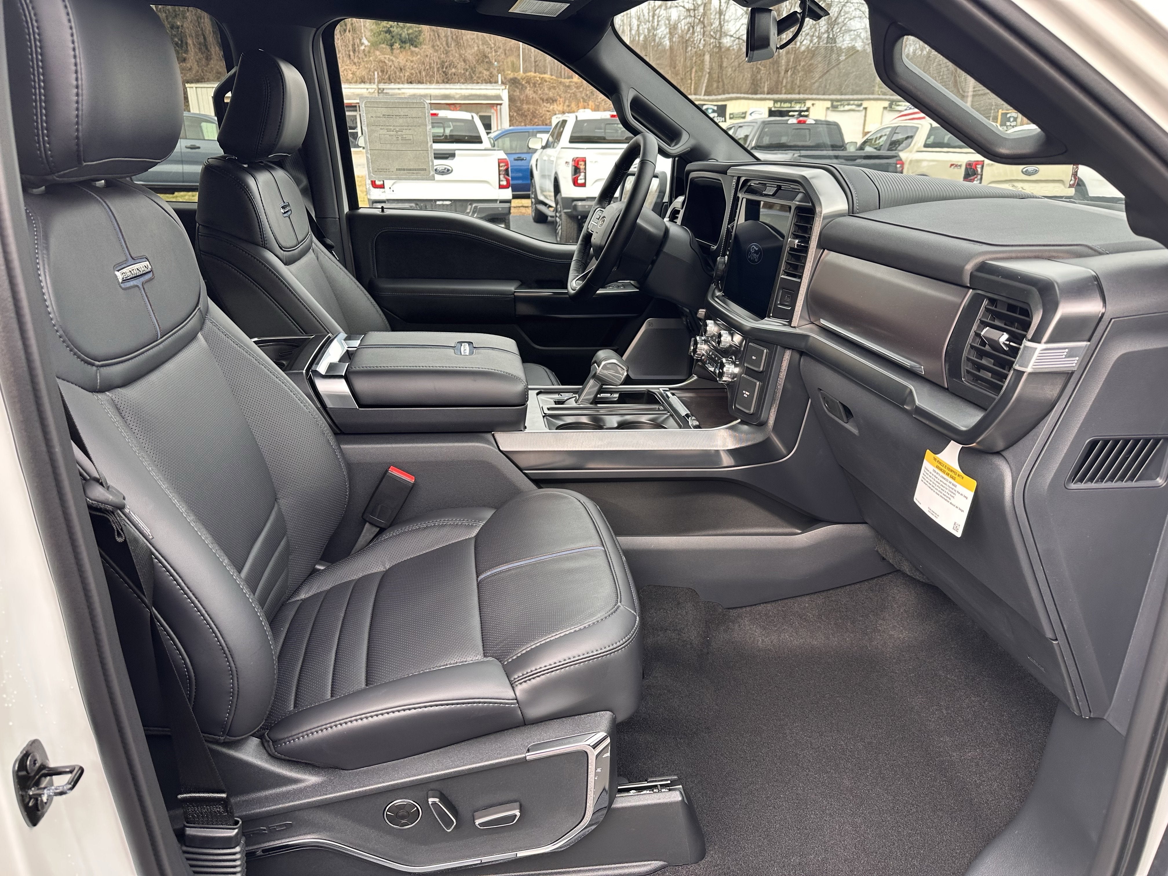 2025 Ford F-150 Platinum