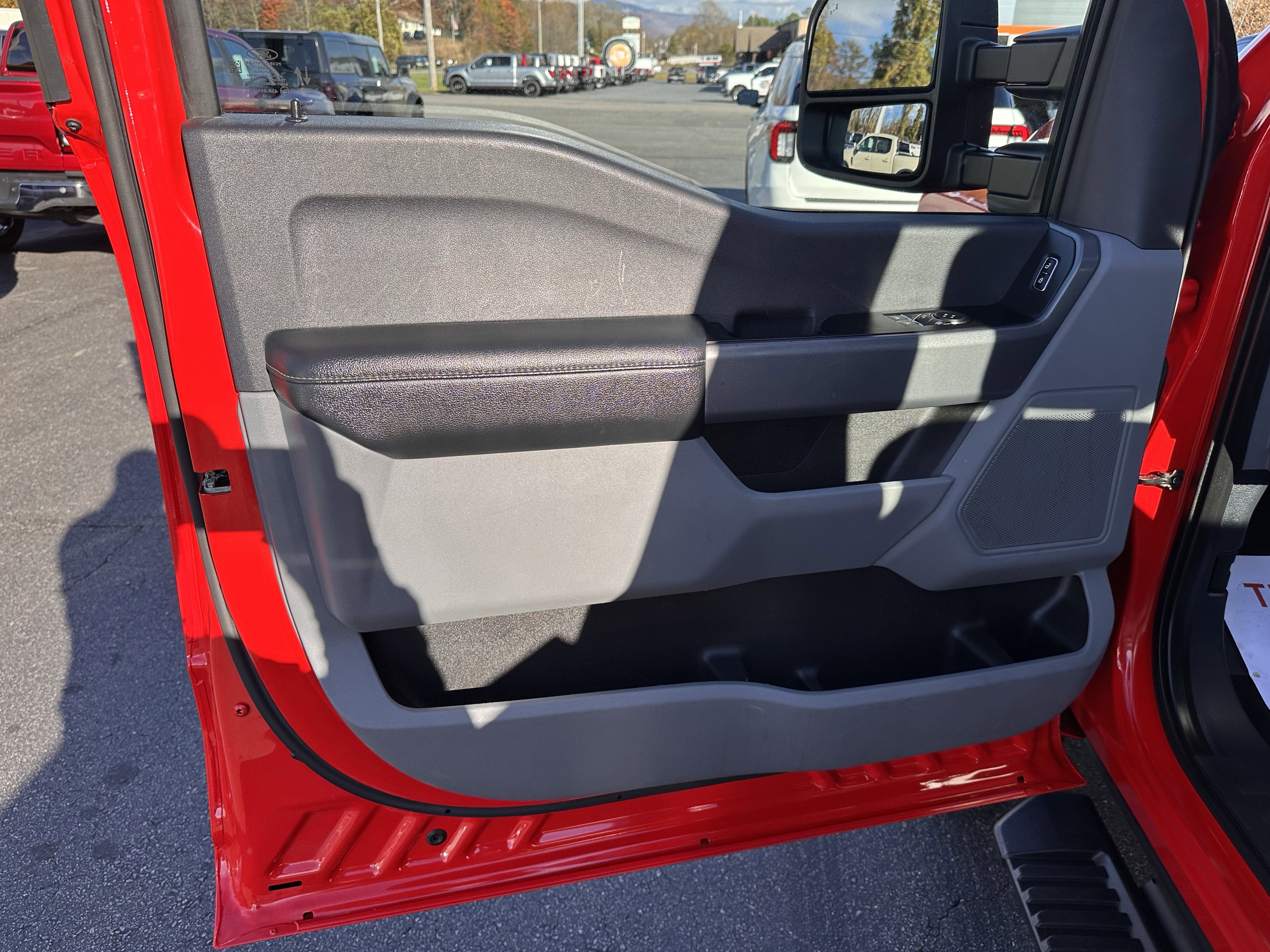 2023 Ford Super Duty F-350 SRW STX