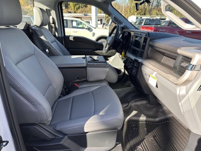 2026 Ford Super Duty F-350 DRW XL