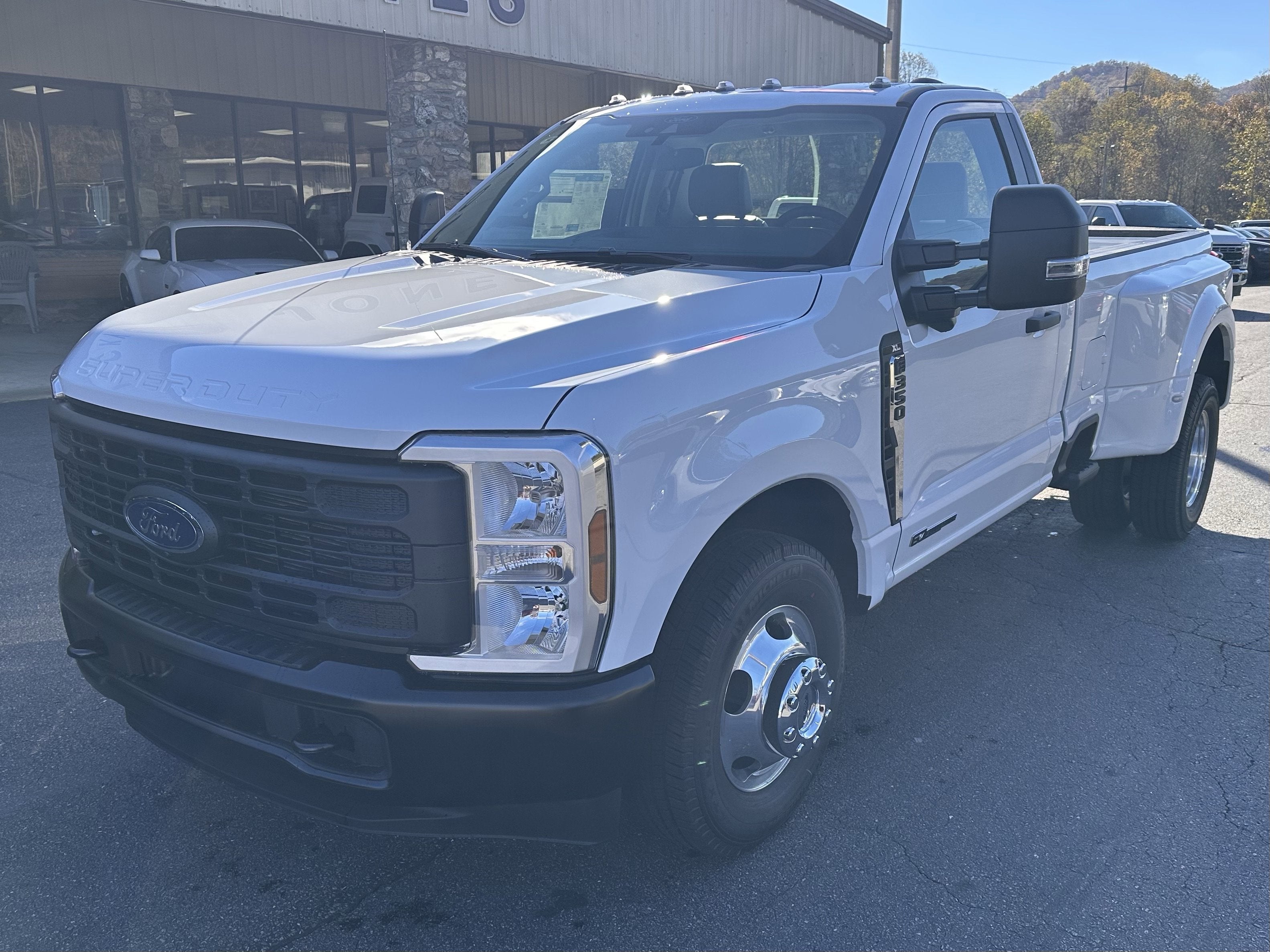 2026 Ford Super Duty F-350 DRW XL