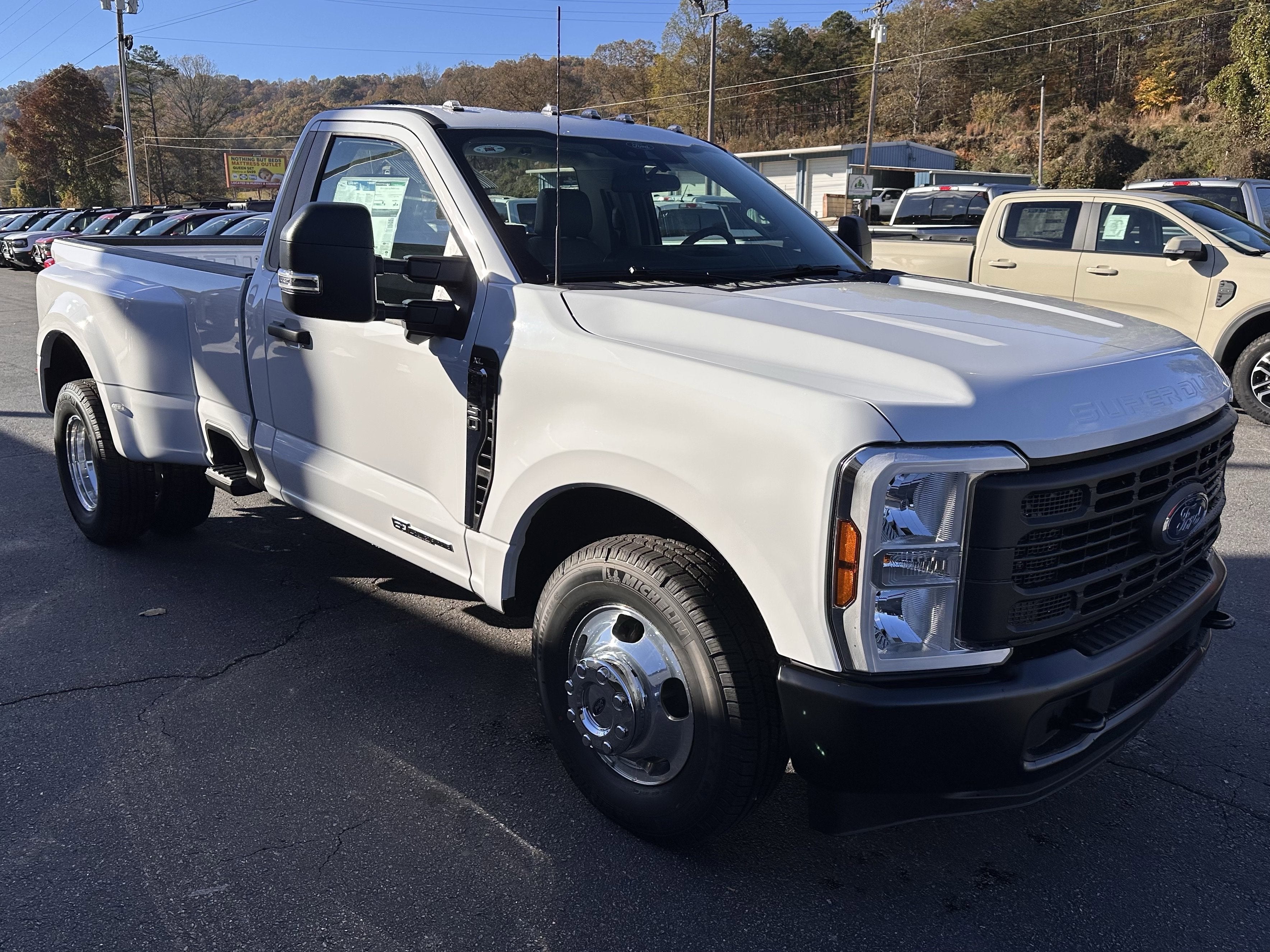 2026 Ford Super Duty F-350 DRW XL