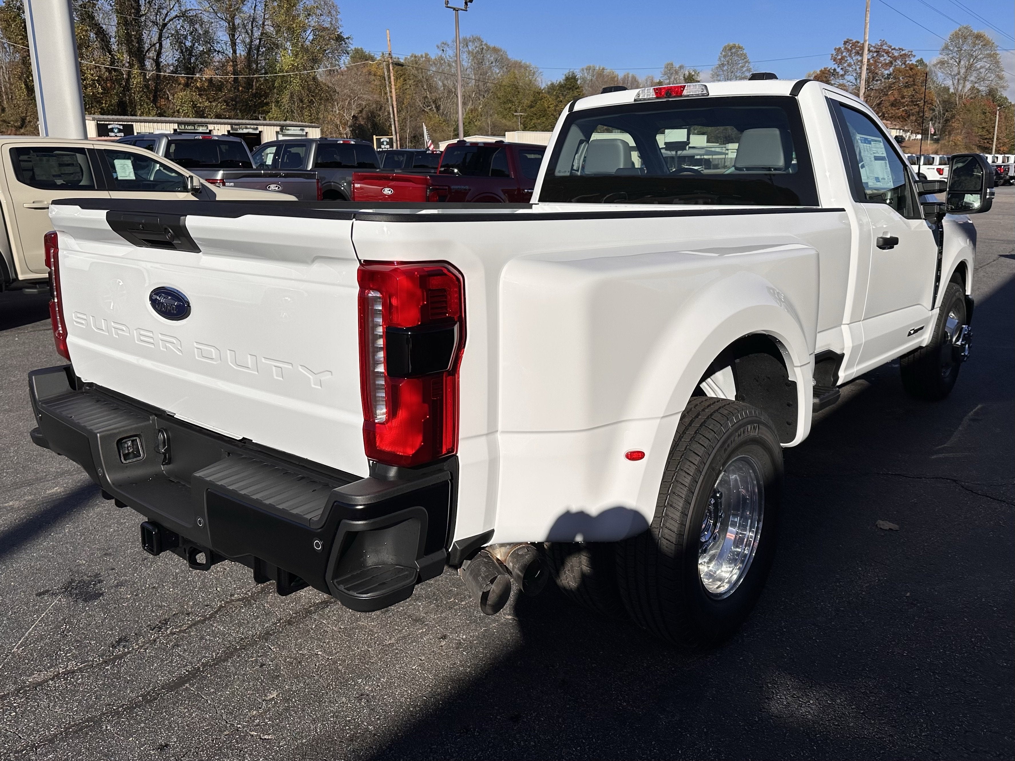 2026 Ford Super Duty F-350 DRW XL