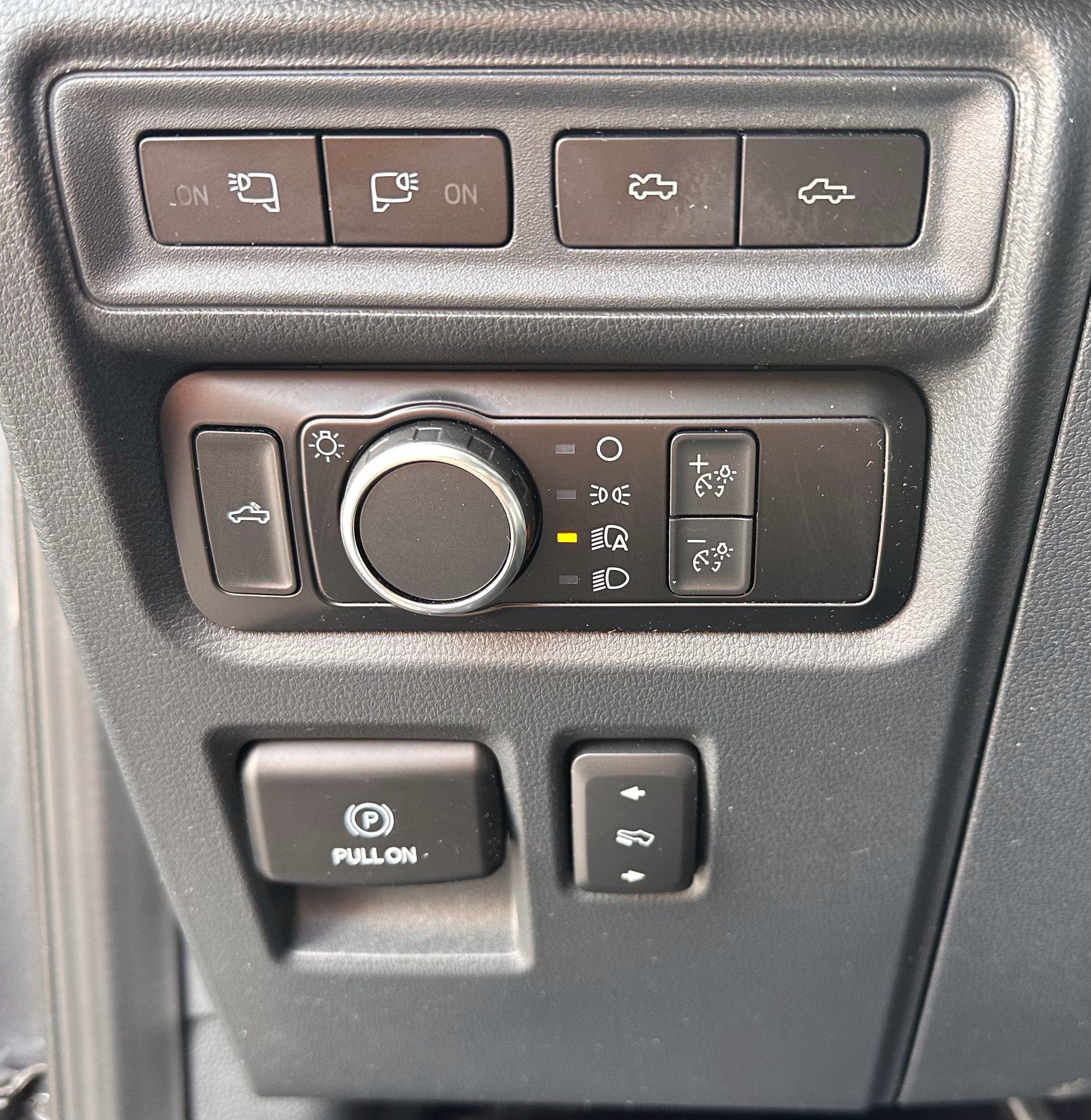 2023 Ford F-150 Lightning LARIAT