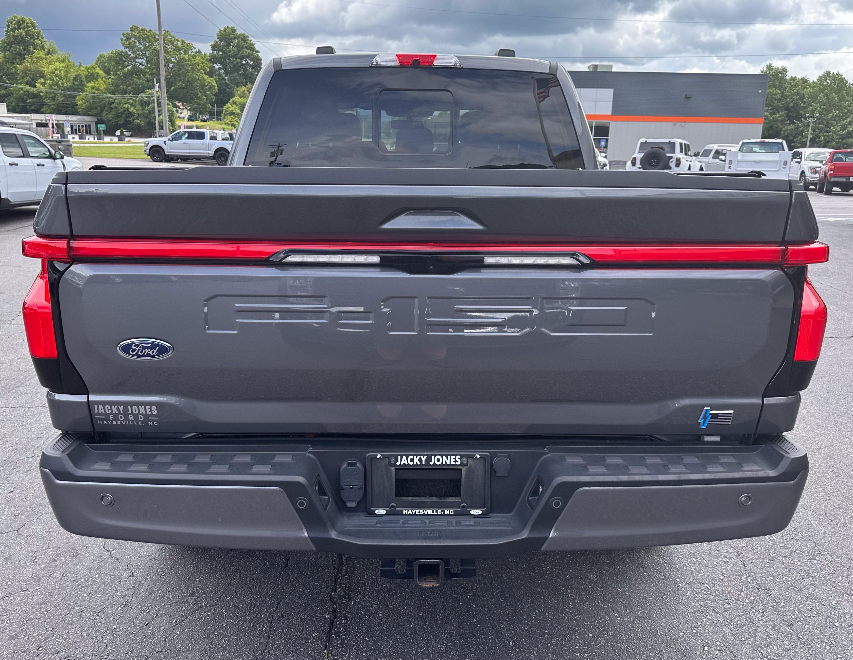 2023 Ford F-150 Lightning LARIAT