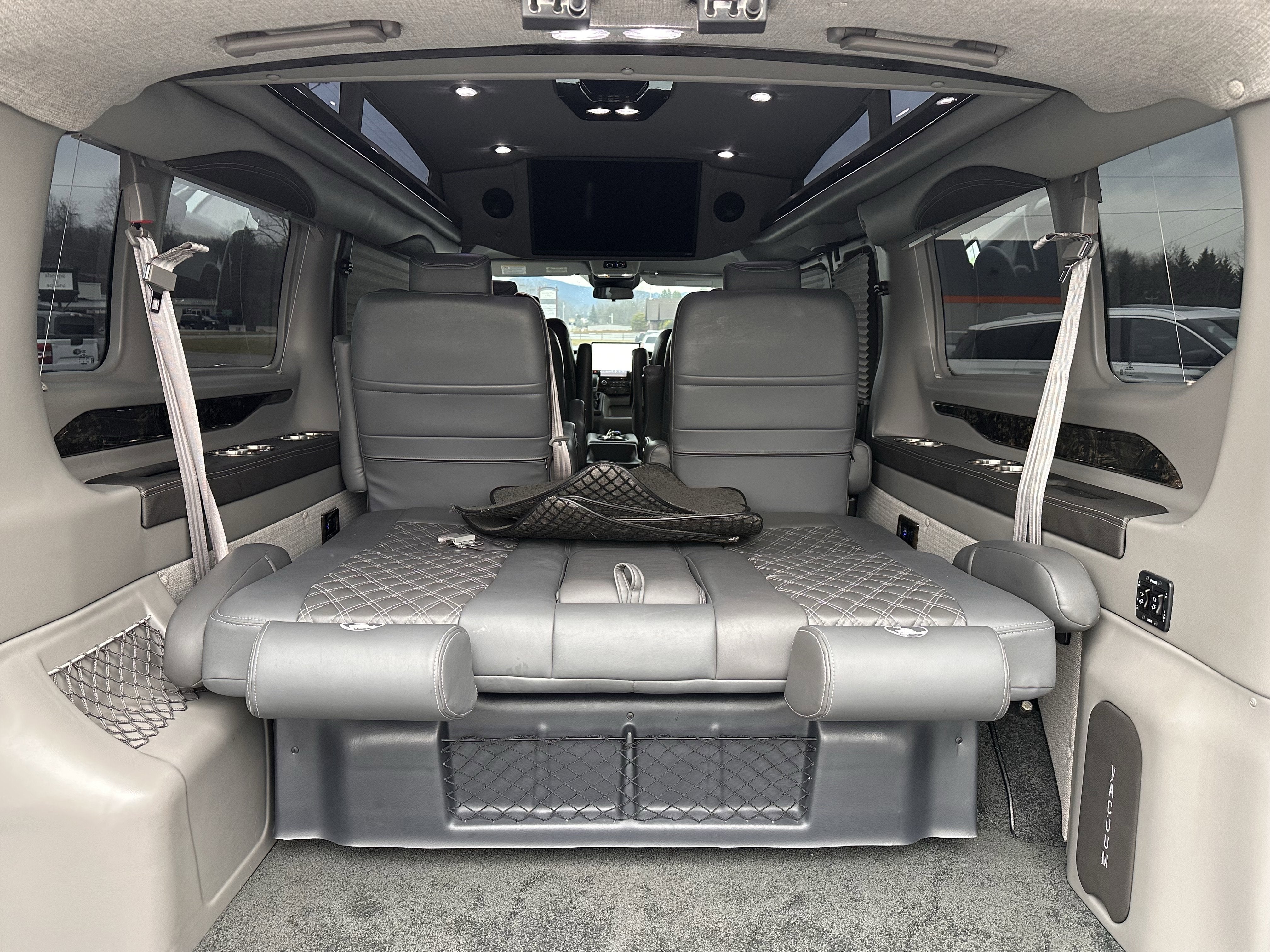 2023 Ford Transit Explorer Coach Conversion XLT