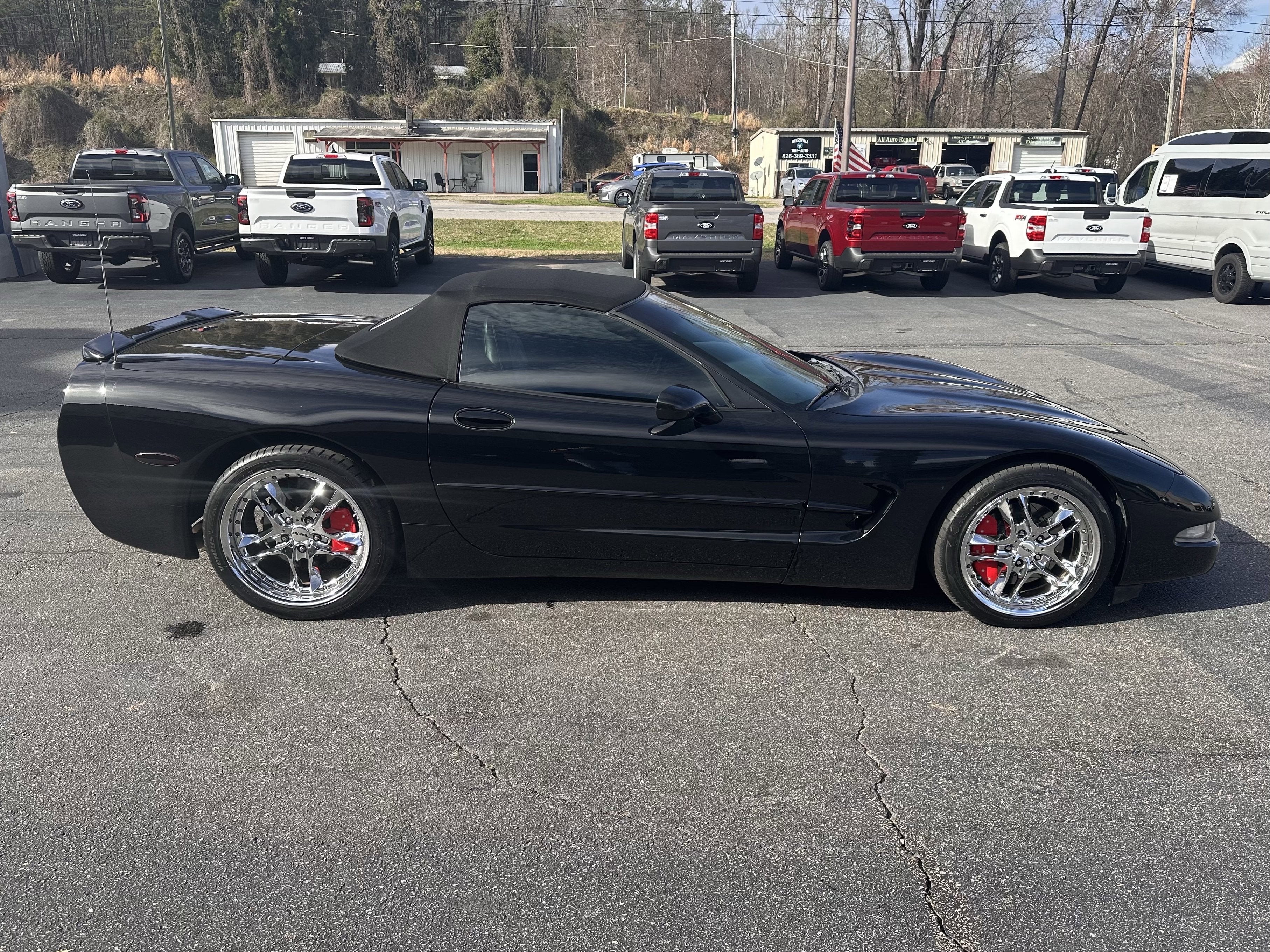 2000 Chevrolet Corvette 2dr Convertible