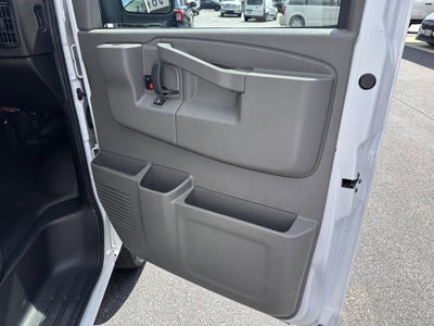 2022 Chevrolet Express 12ft Box Van Van 139"