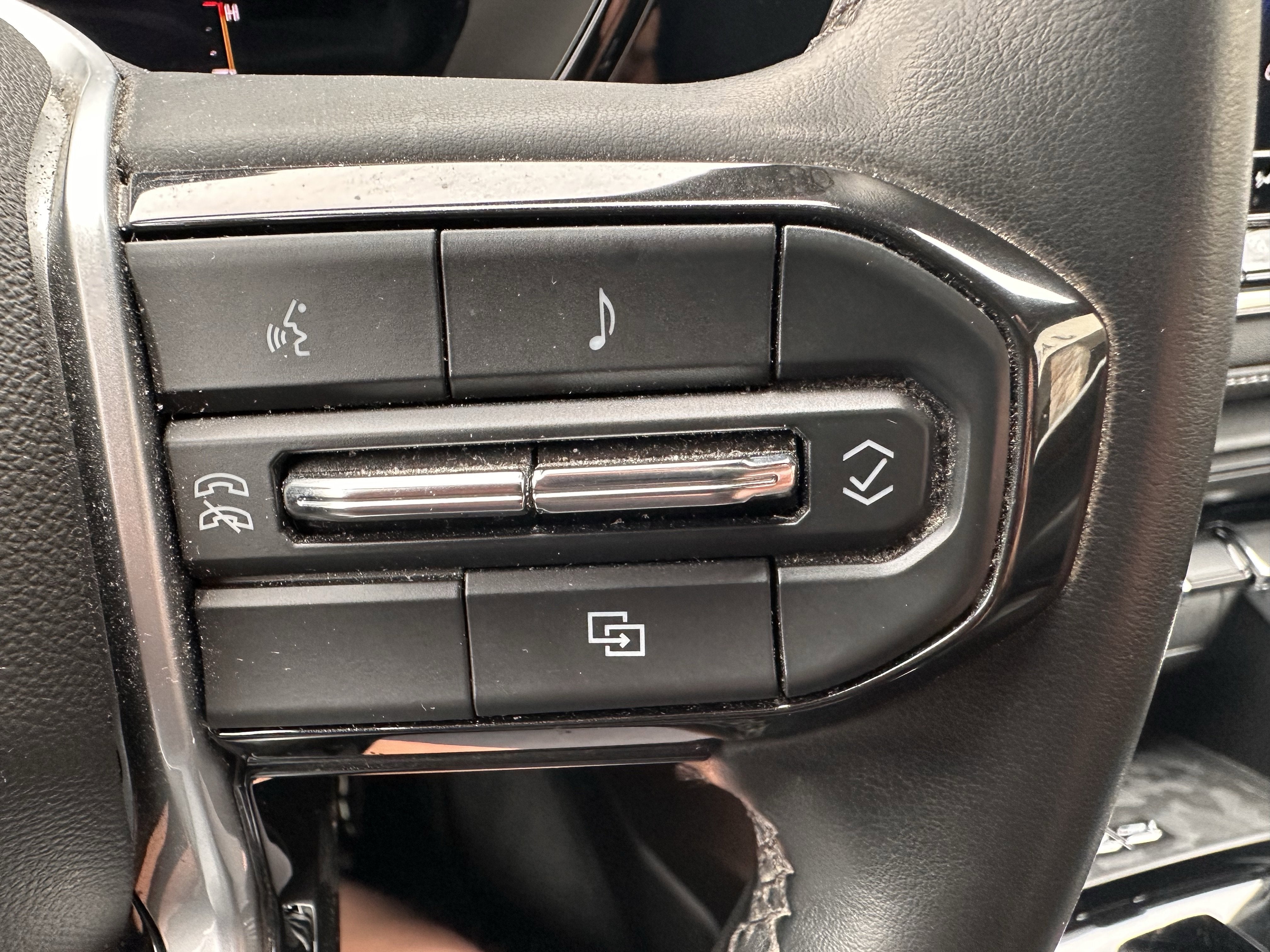 2023 Chevrolet Colorado 2WD LT