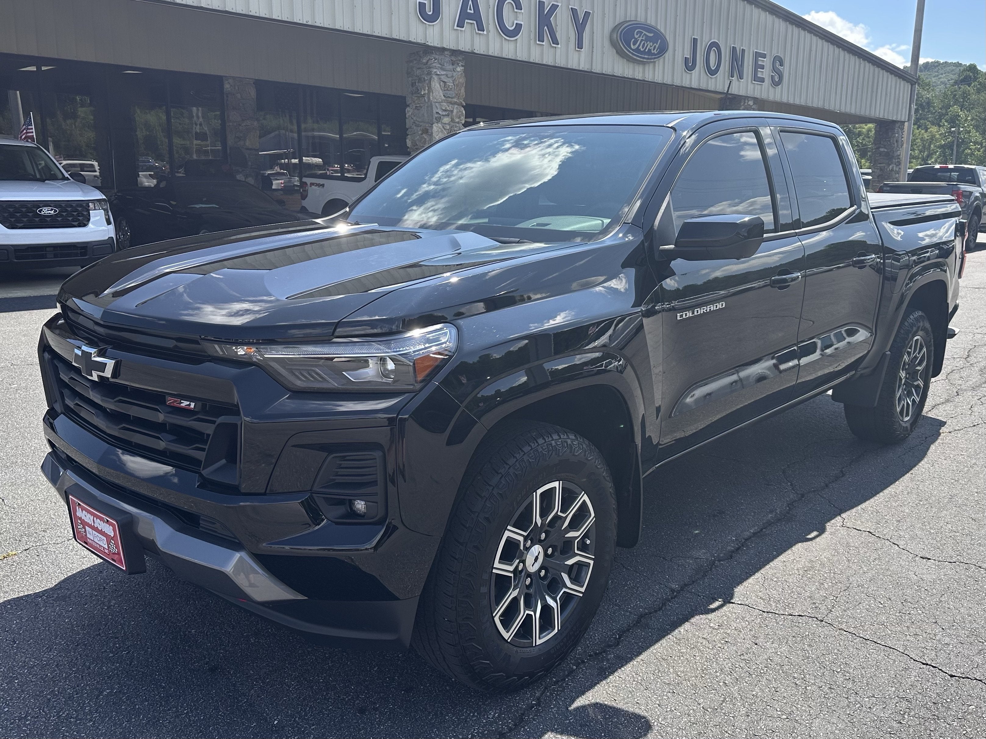 2023 Chevrolet Colorado 4WD Z71