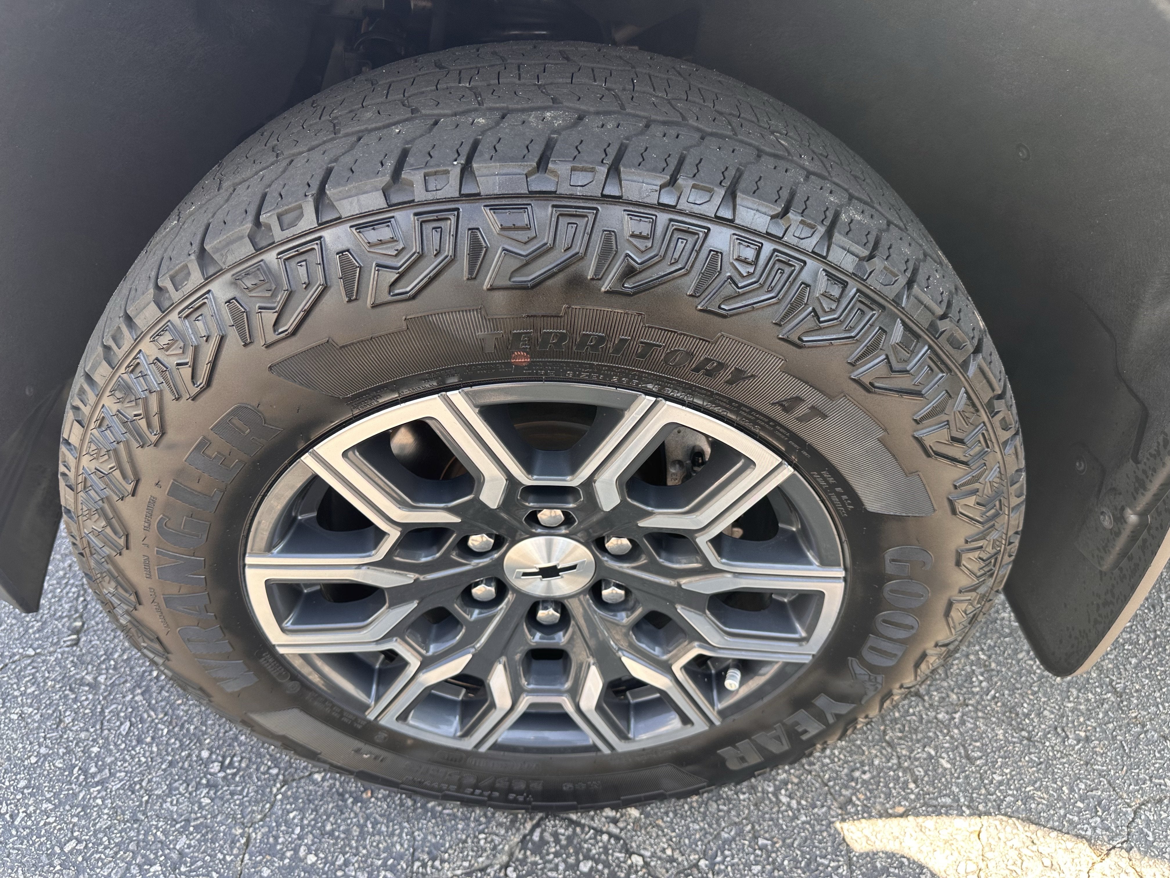 2023 Chevrolet Colorado 4WD Z71