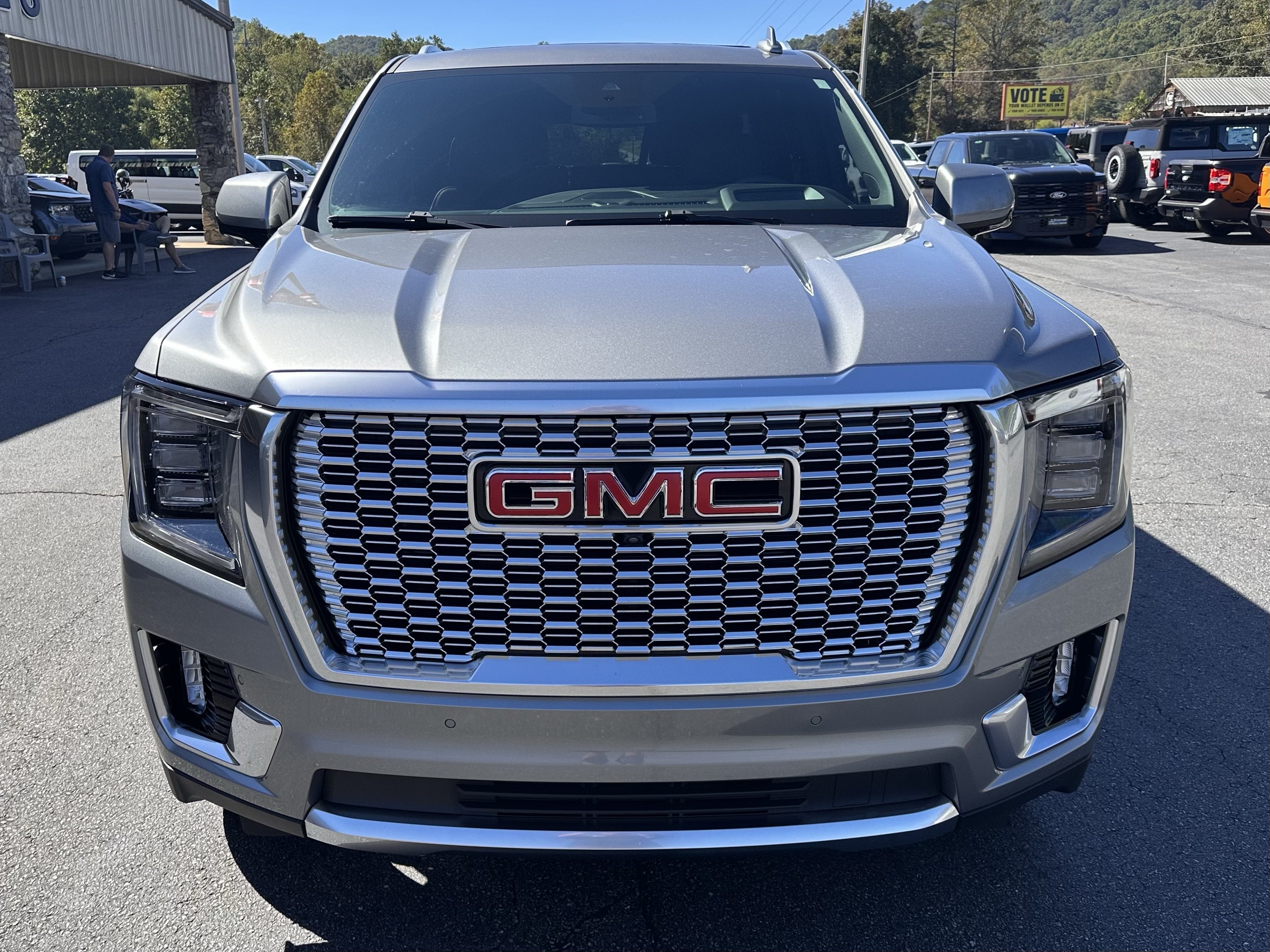 2023 GMC Yukon Denali