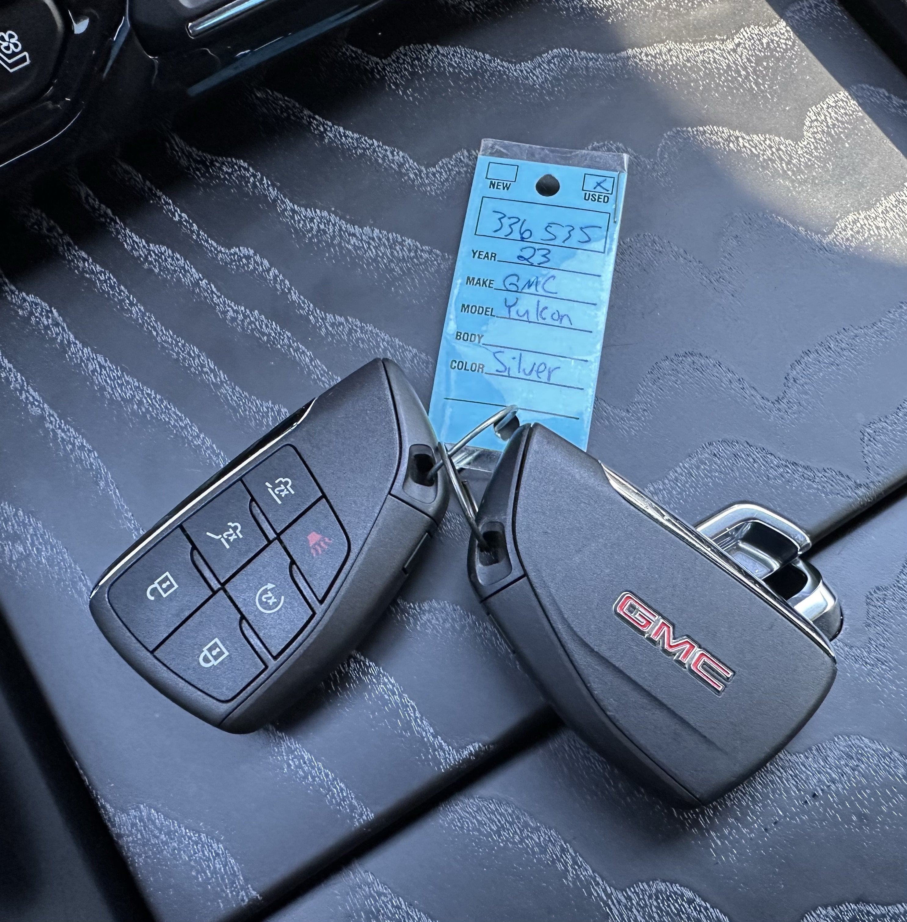 2023 GMC Yukon Denali