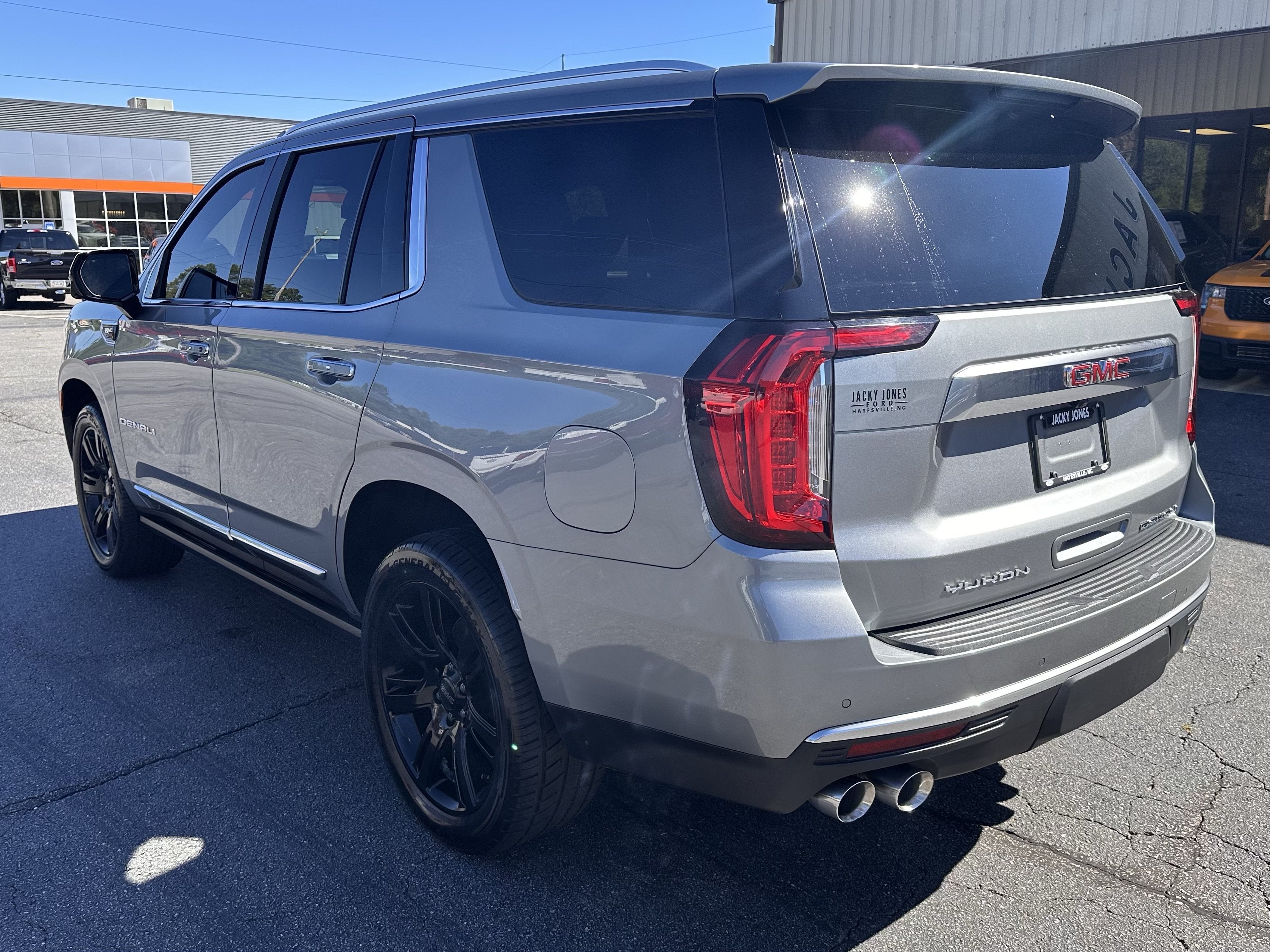 2023 GMC Yukon Denali