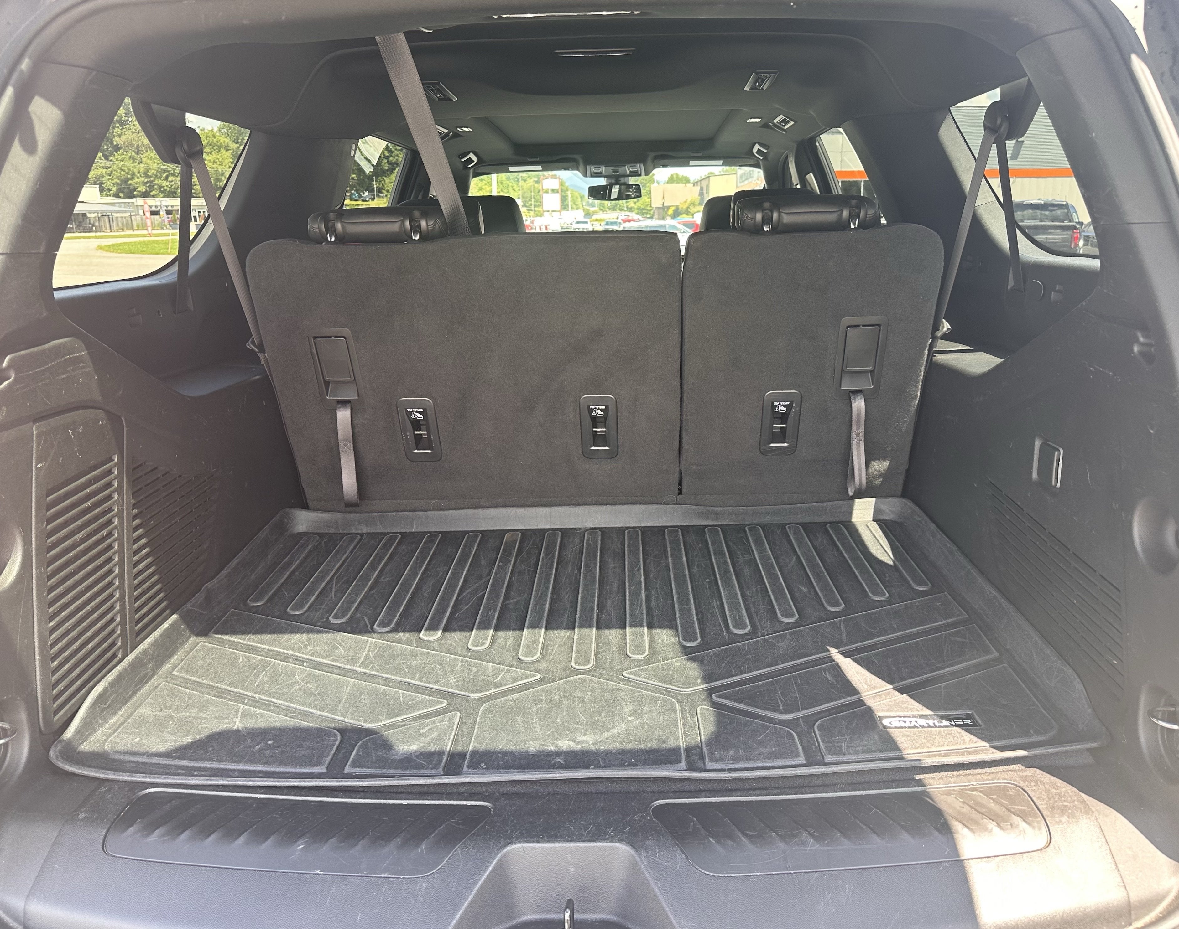 2022 Chevrolet Suburban LT