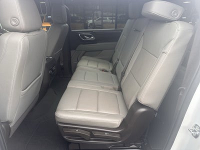 2022 Chevrolet Suburban LT