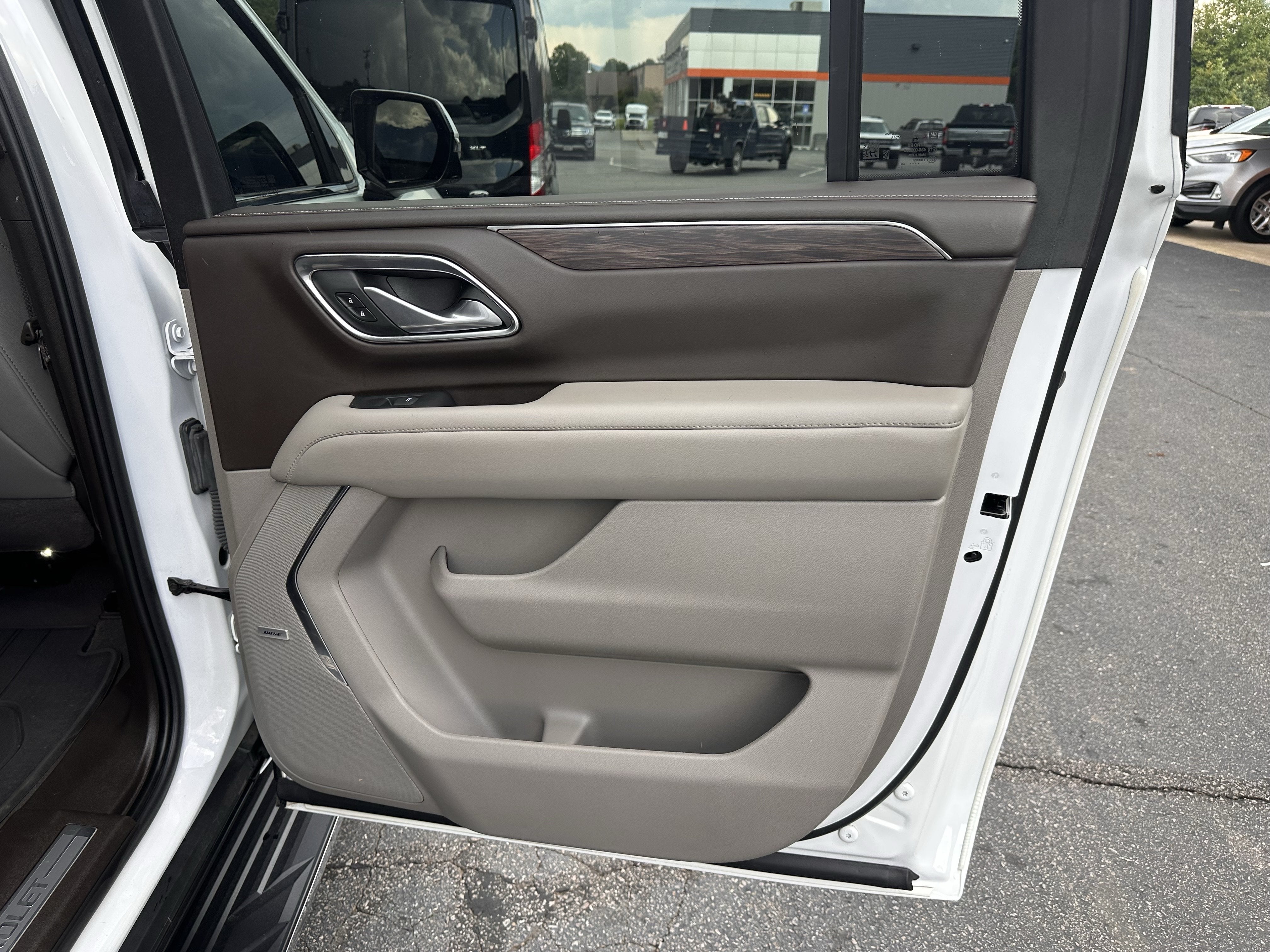 2022 Chevrolet Suburban LT