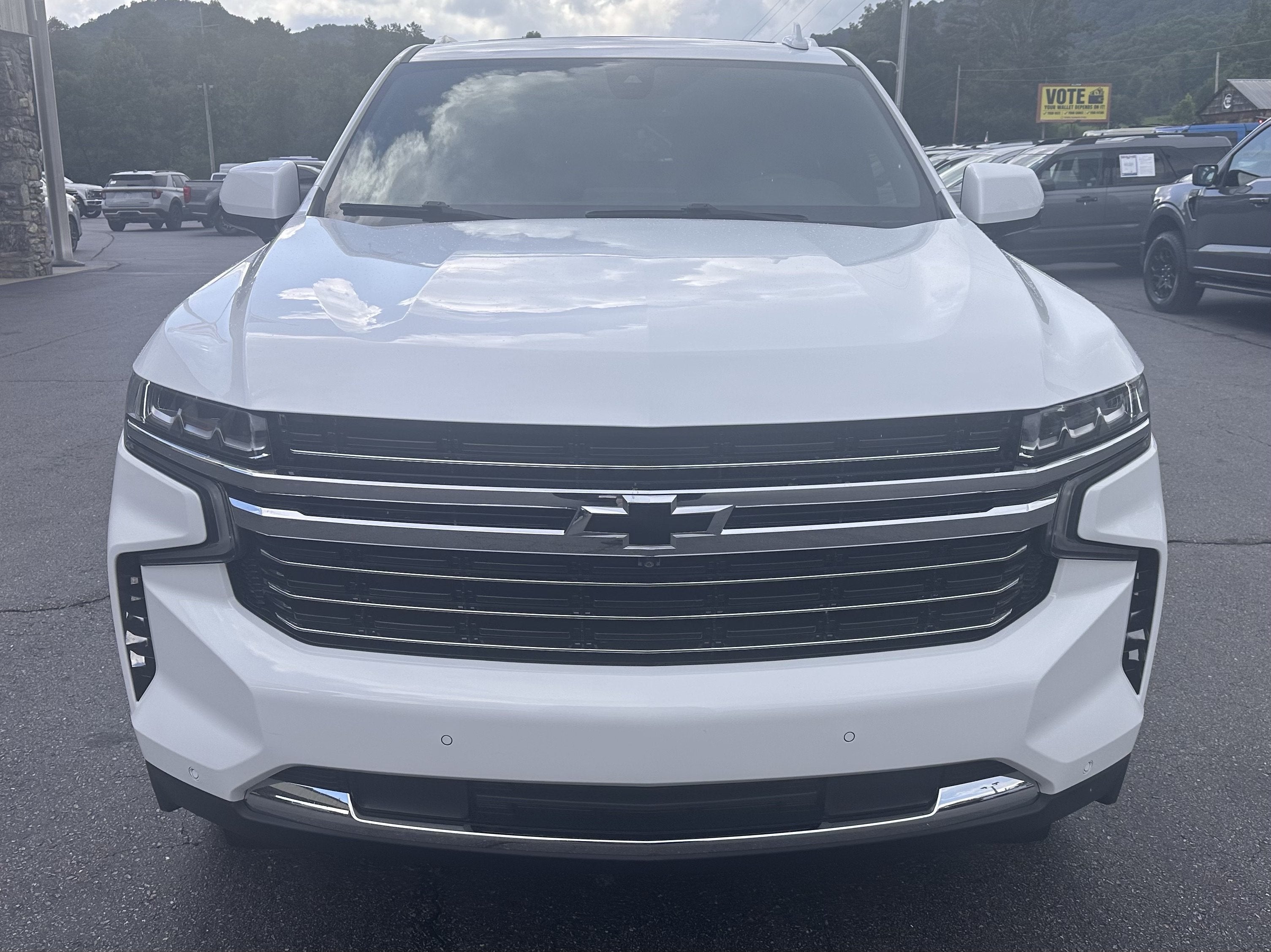 2022 Chevrolet Suburban LT