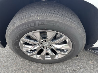 2022 Chevrolet Suburban LT