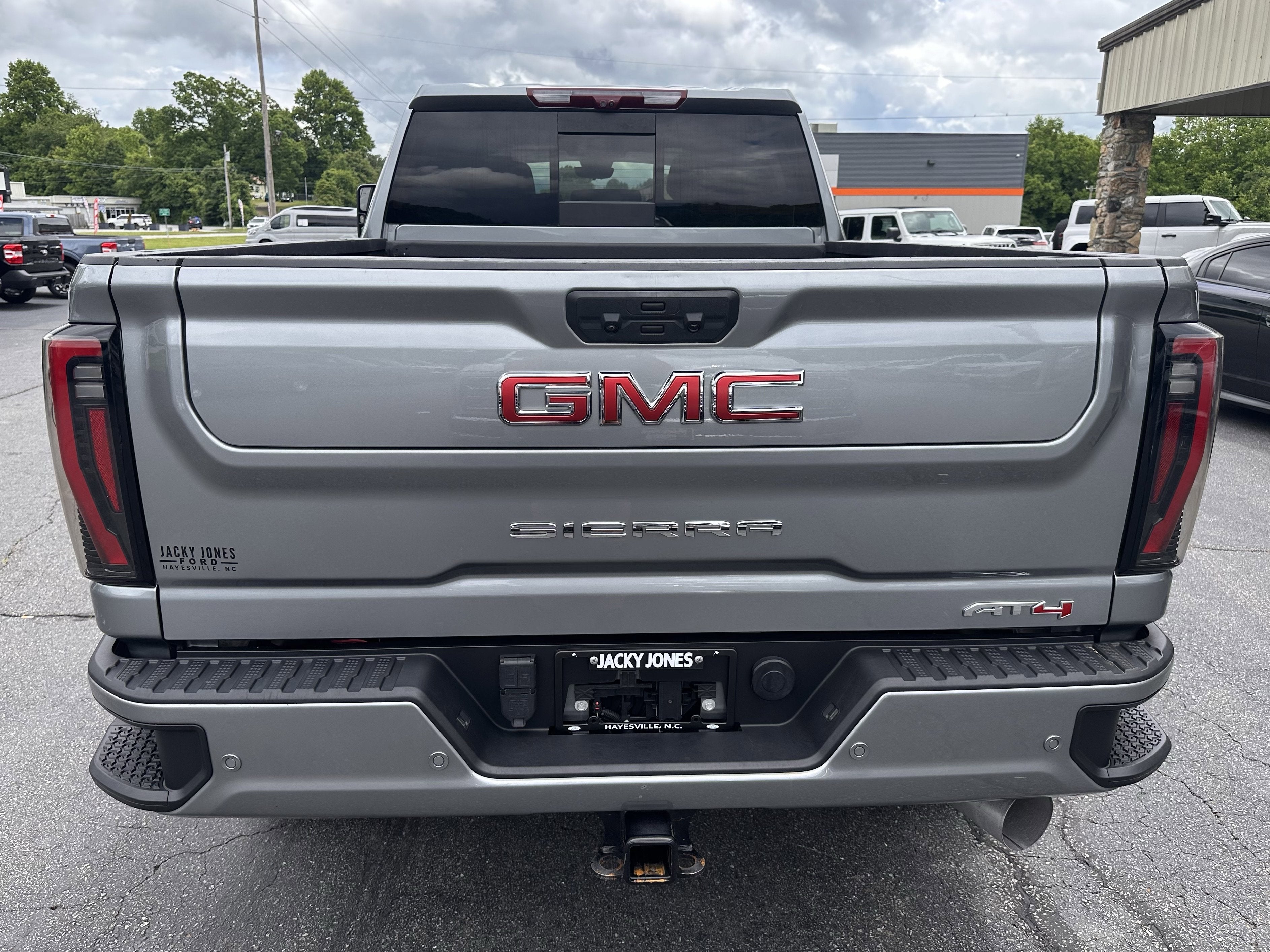 2024 GMC Sierra 2500HD AT4