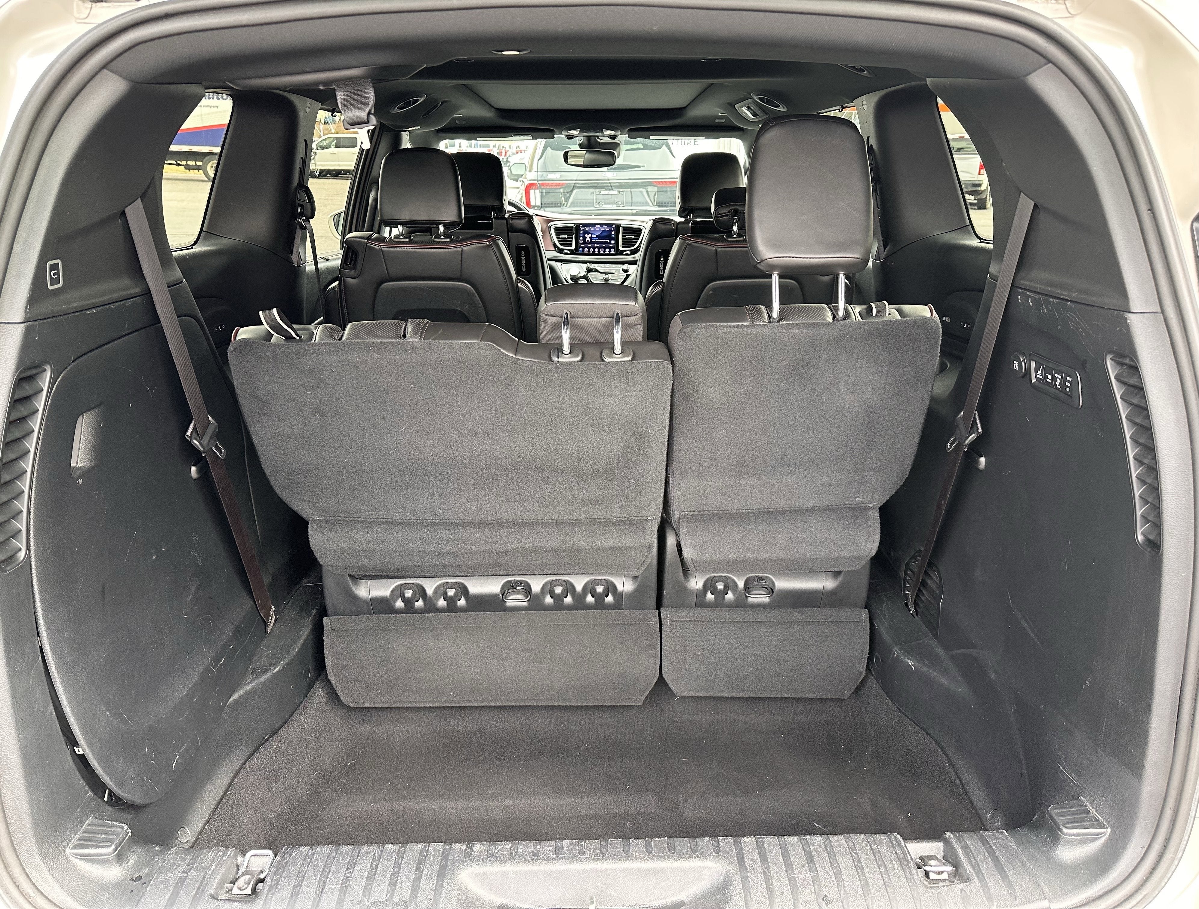 2020 Chrysler Pacifica Limited 35th Anniversary