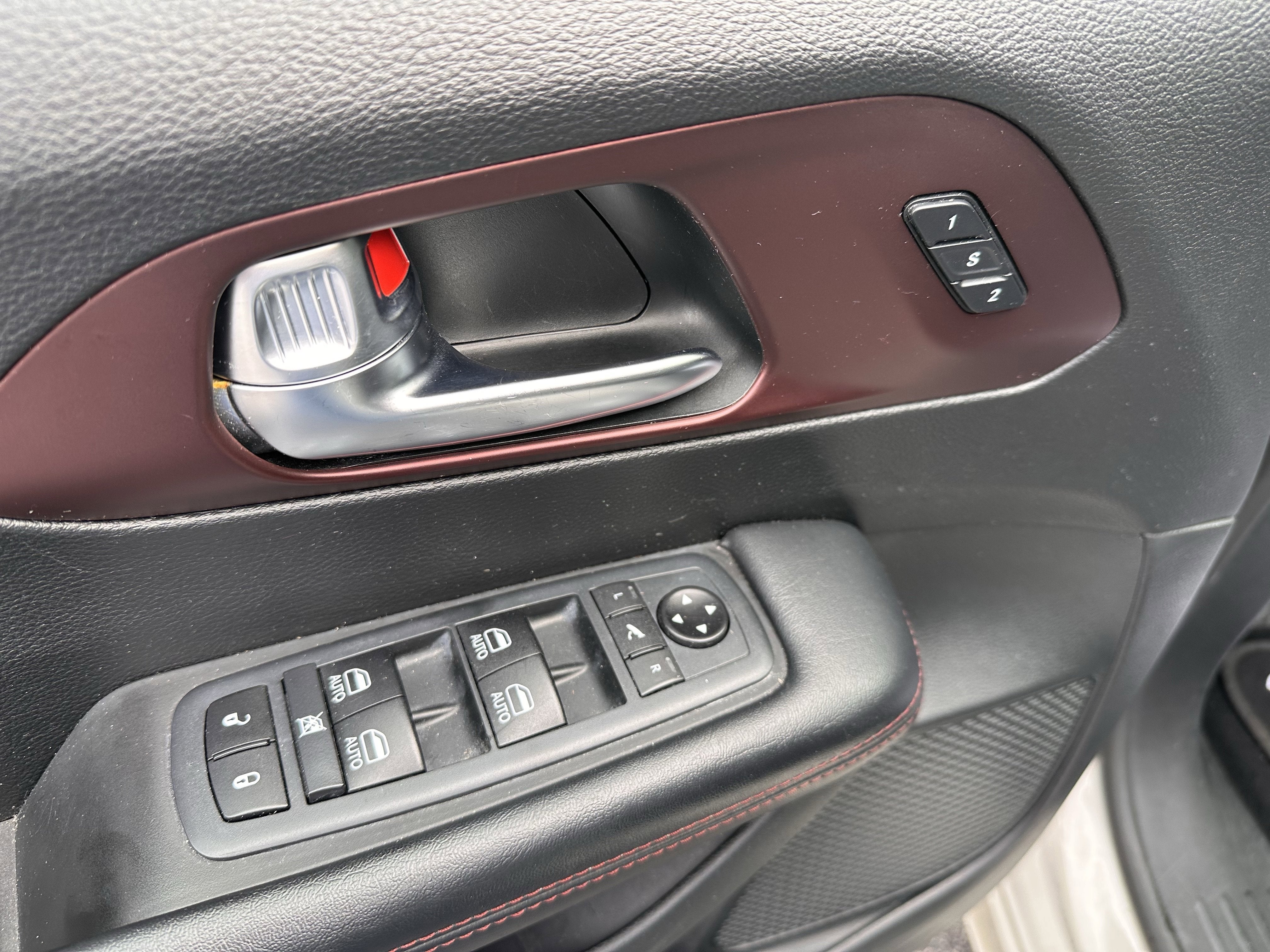 2020 Chrysler Pacifica Limited 35th Anniversary