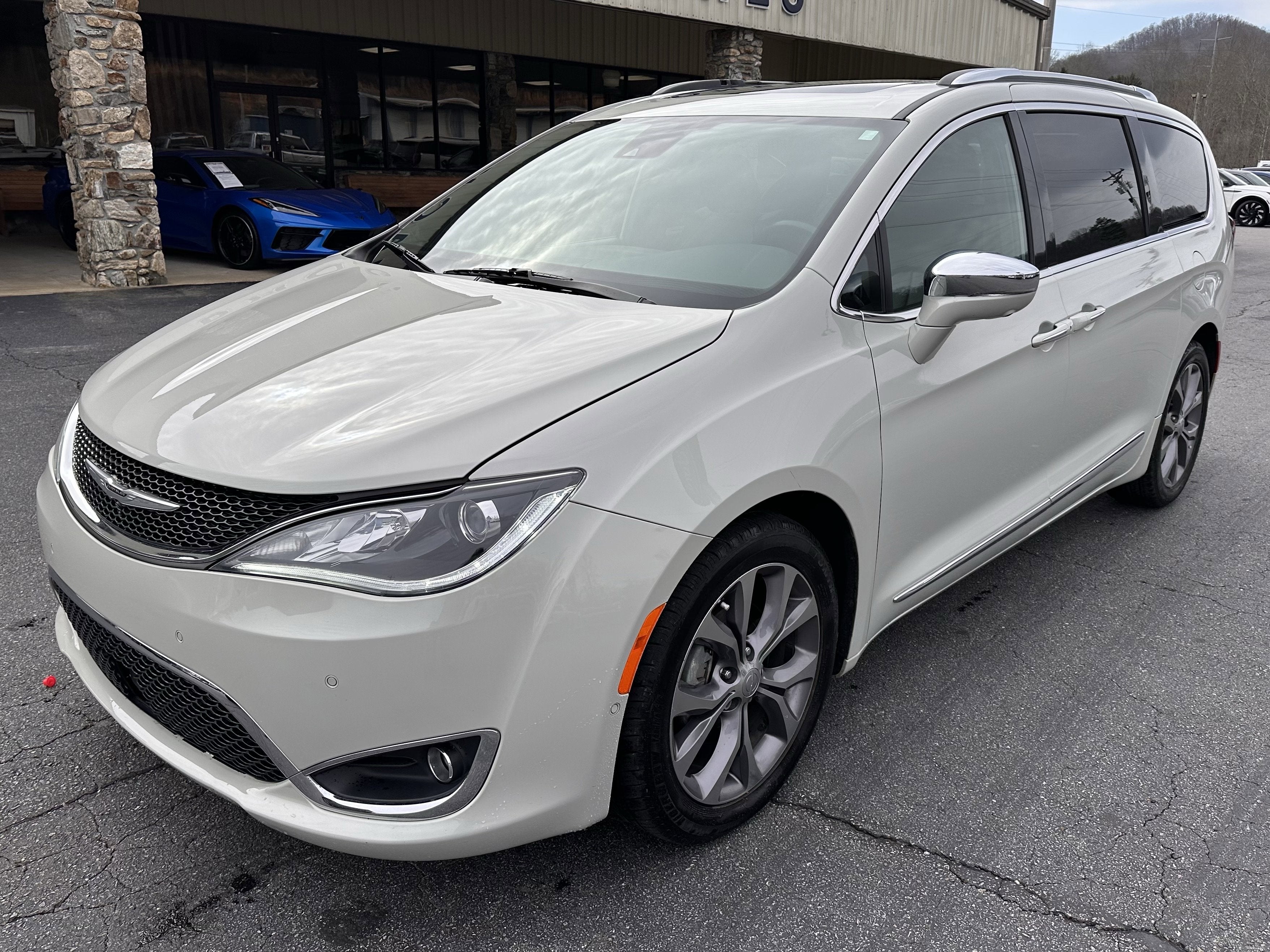 2020 Chrysler Pacifica Limited 35th Anniversary