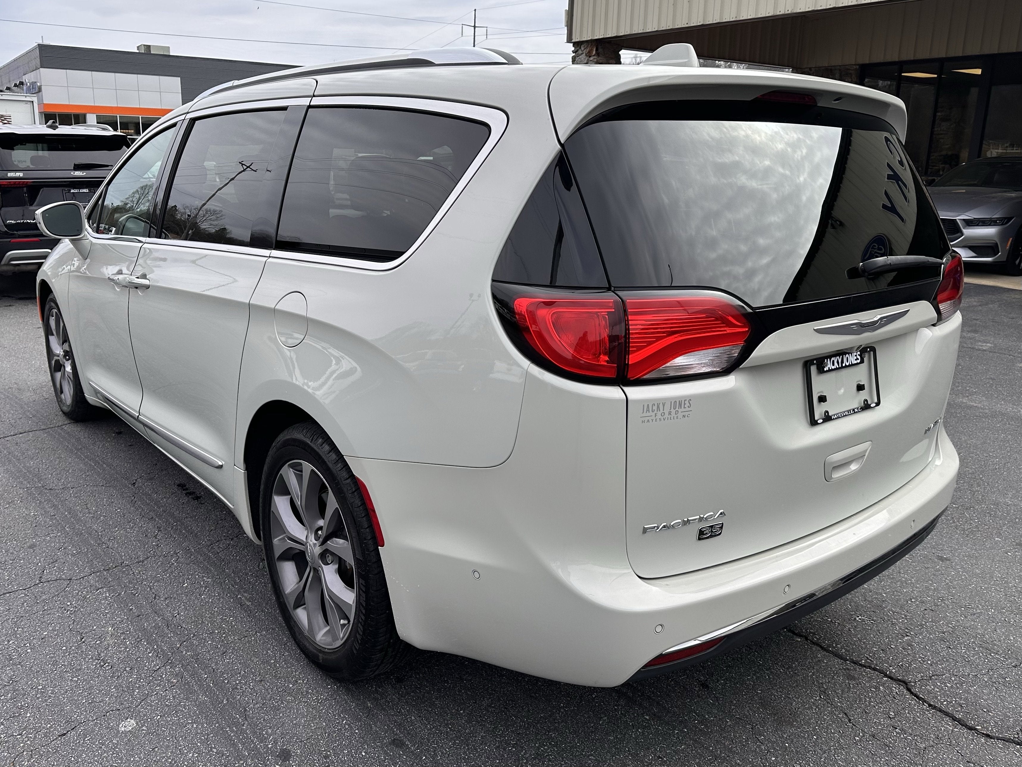 2020 Chrysler Pacifica Limited 35th Anniversary