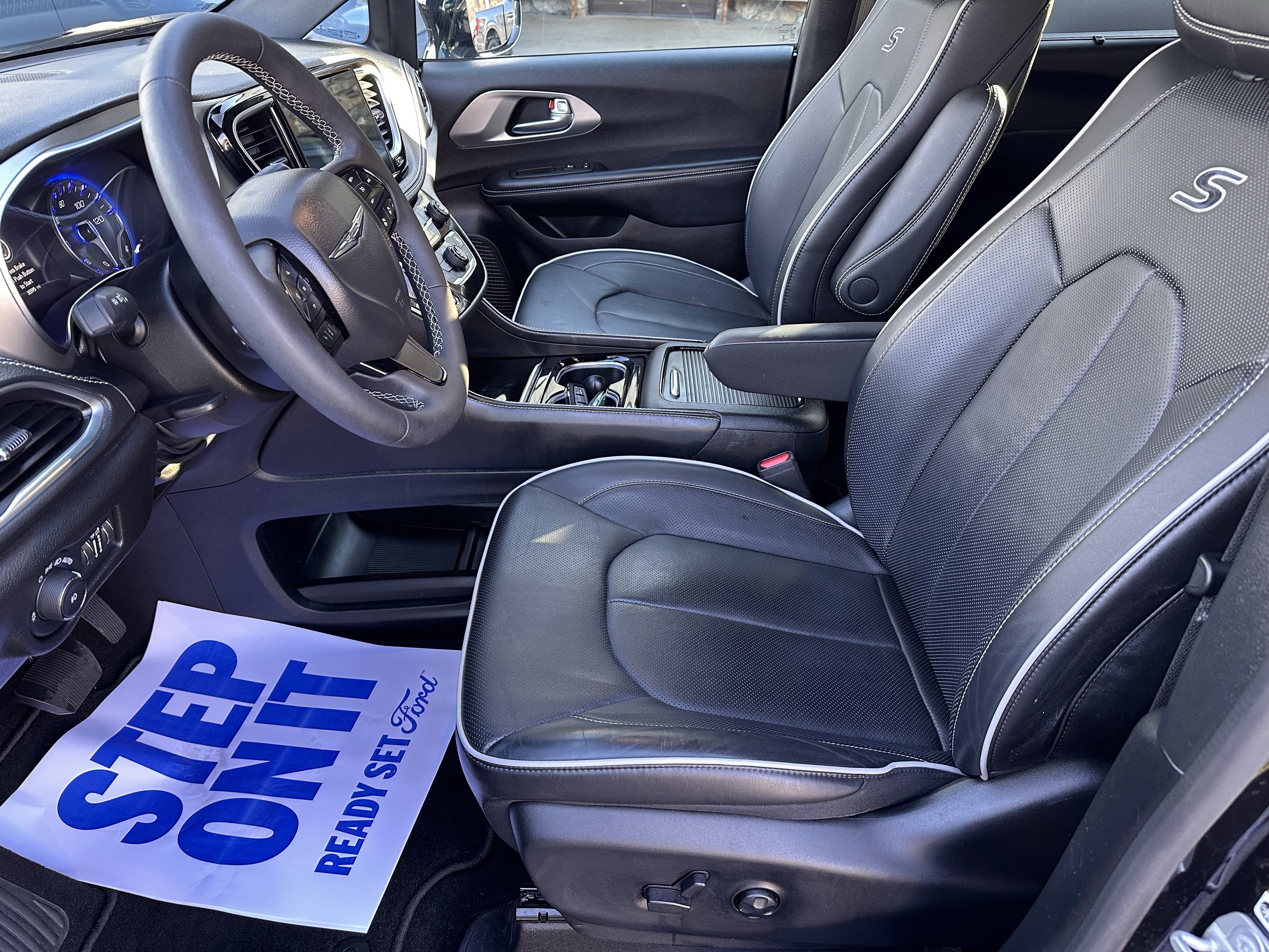 2023 Chrysler Pacifica Limited