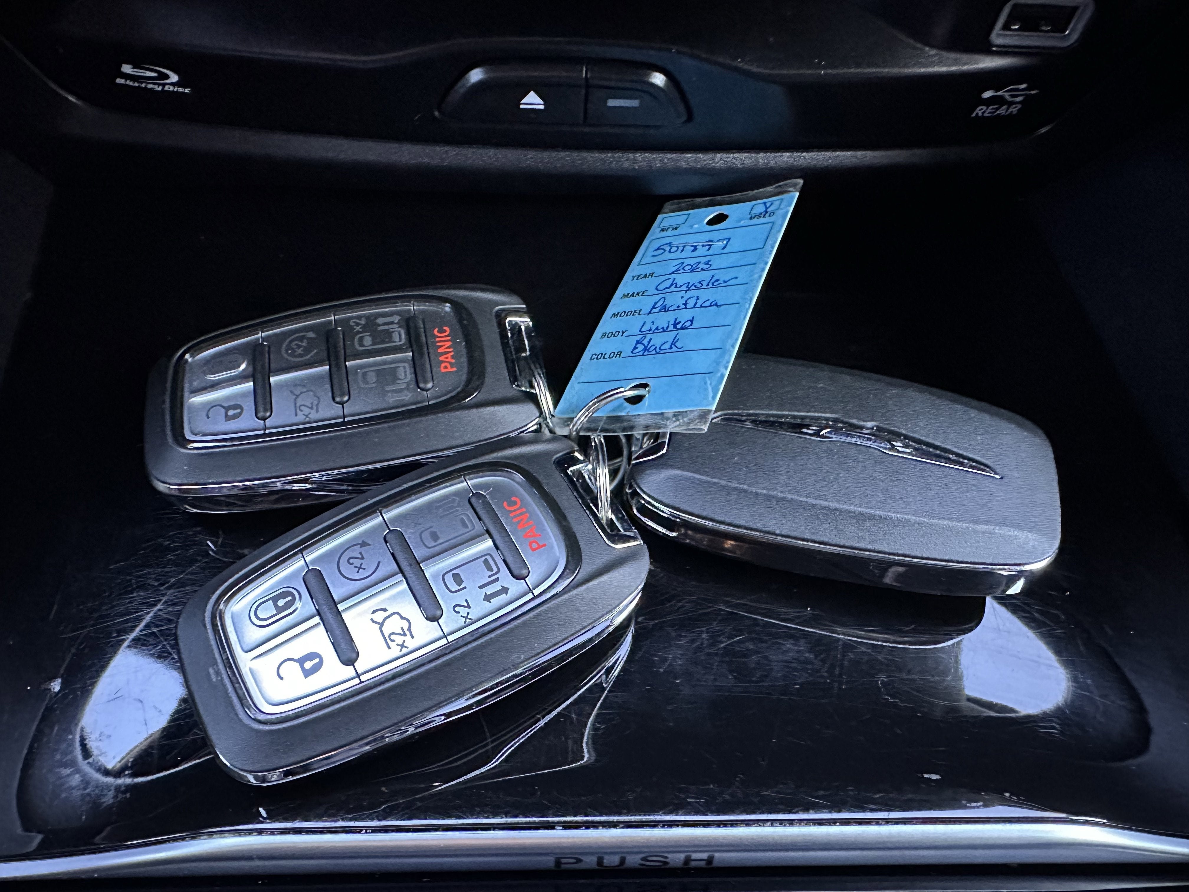 2023 Chrysler Pacifica Limited