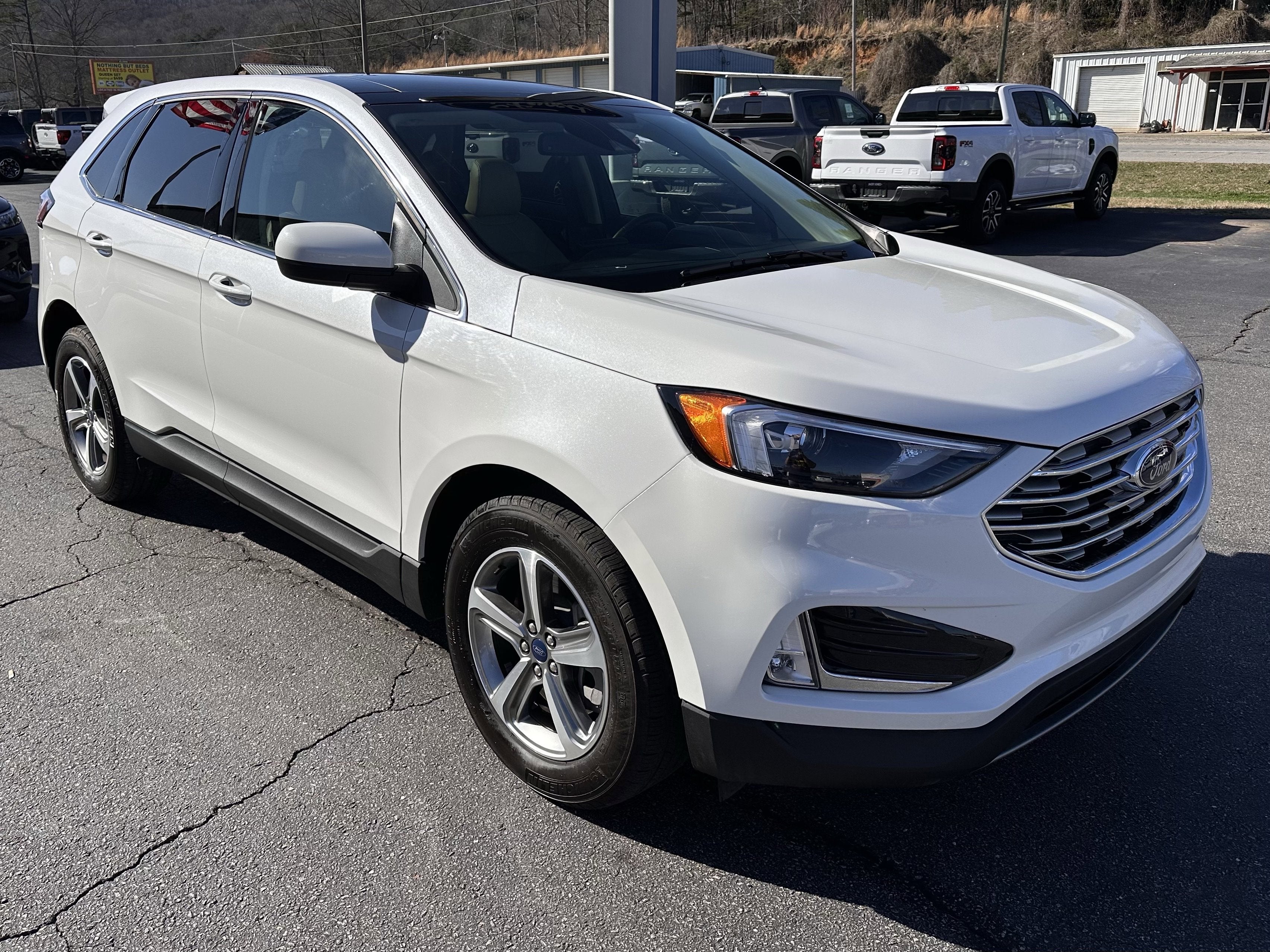 2022 Ford Edge SEL