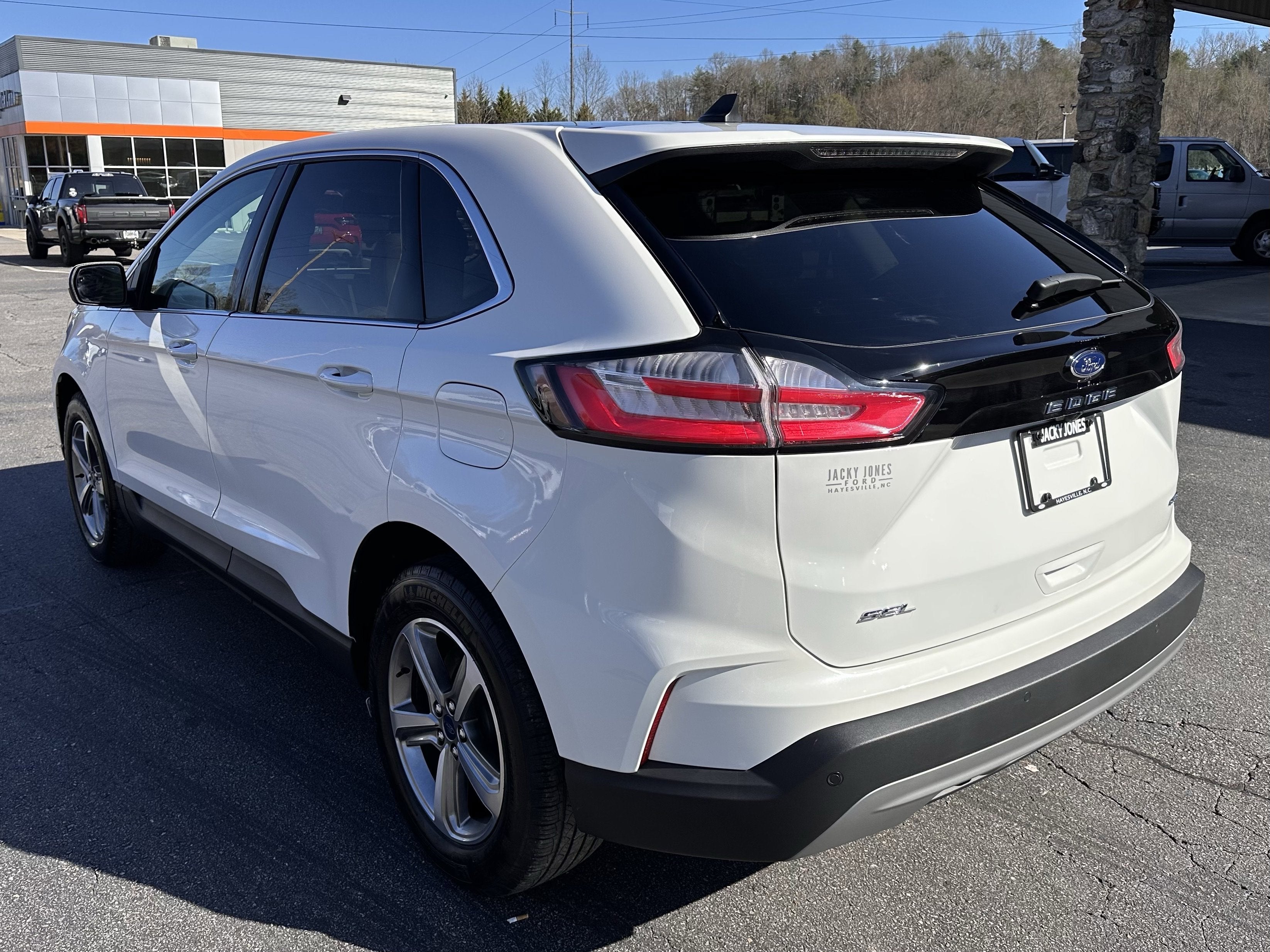 2022 Ford Edge SEL