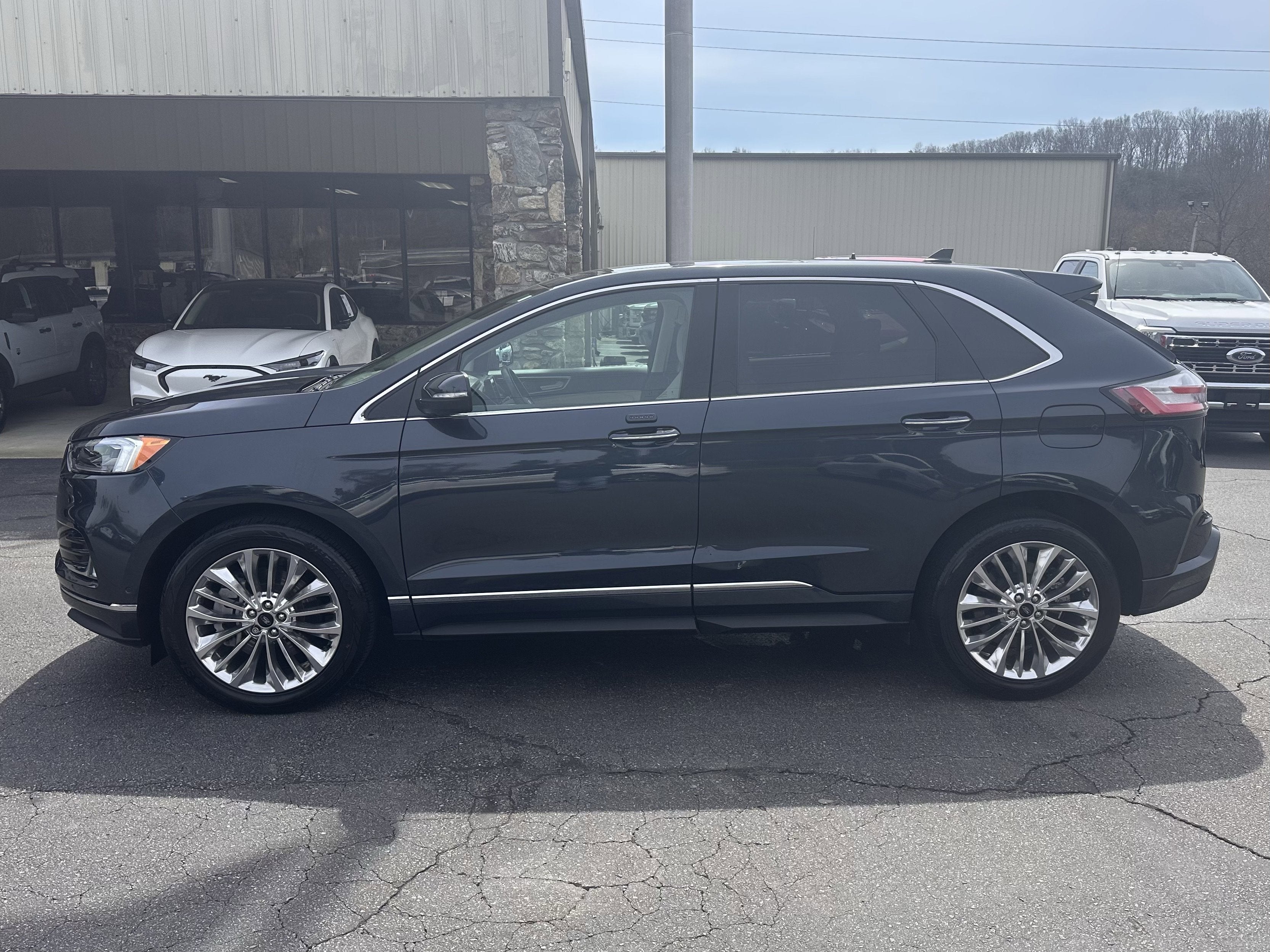 2024 Ford Edge Titanium