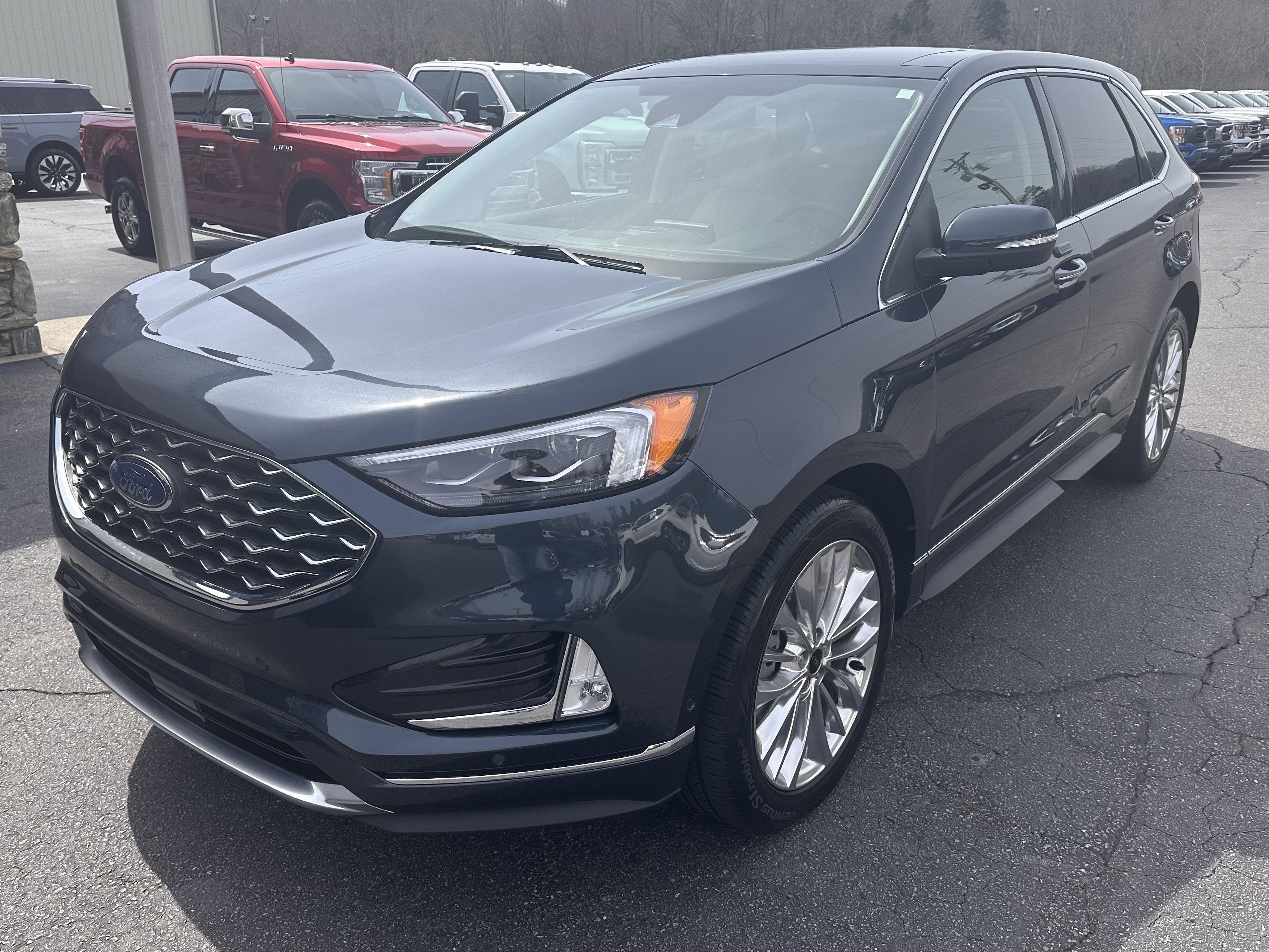 2024 Ford Edge Titanium