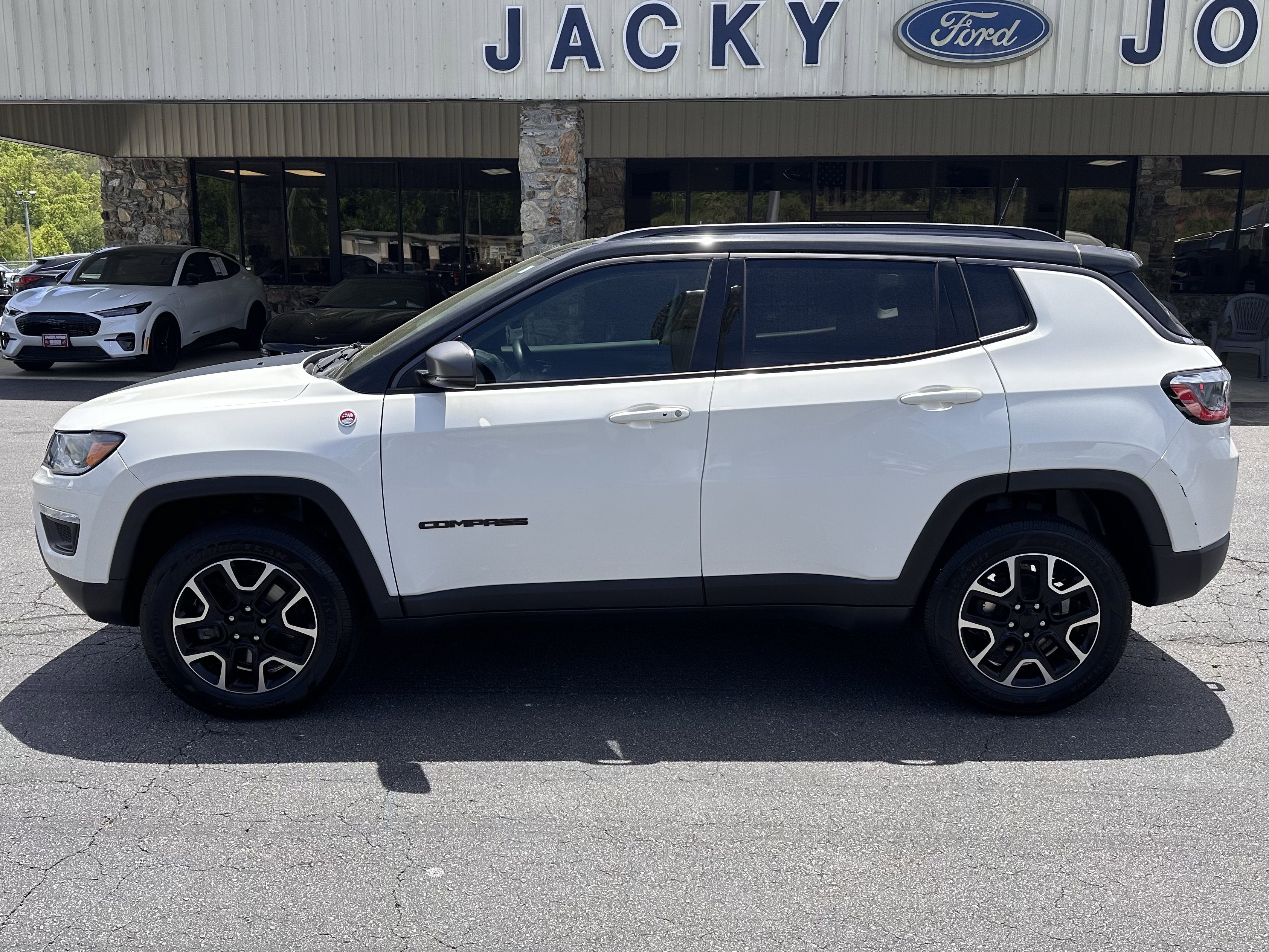 2021 Jeep Compass Trailhawk