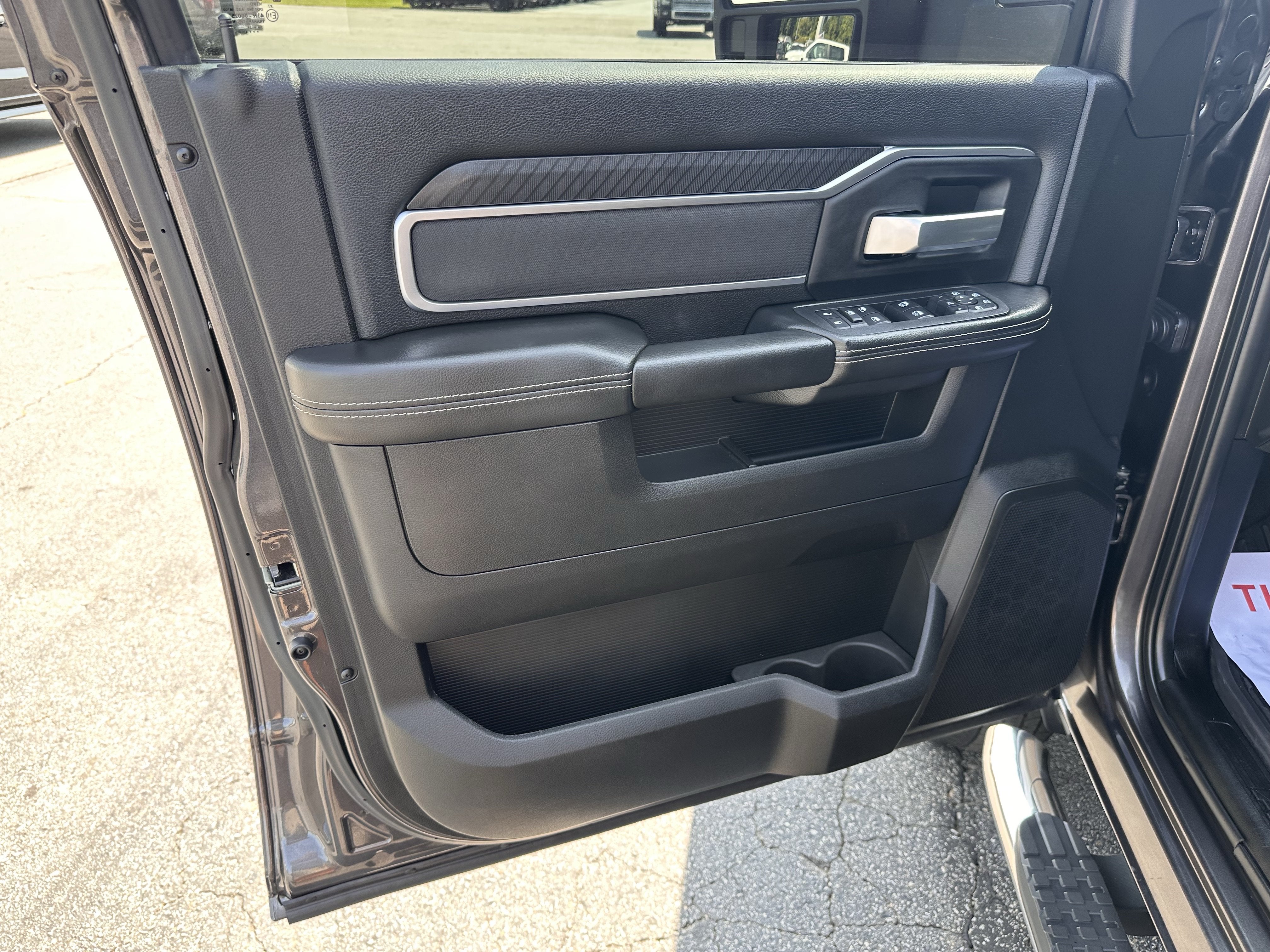 2025 RAM 3500 Big Horn