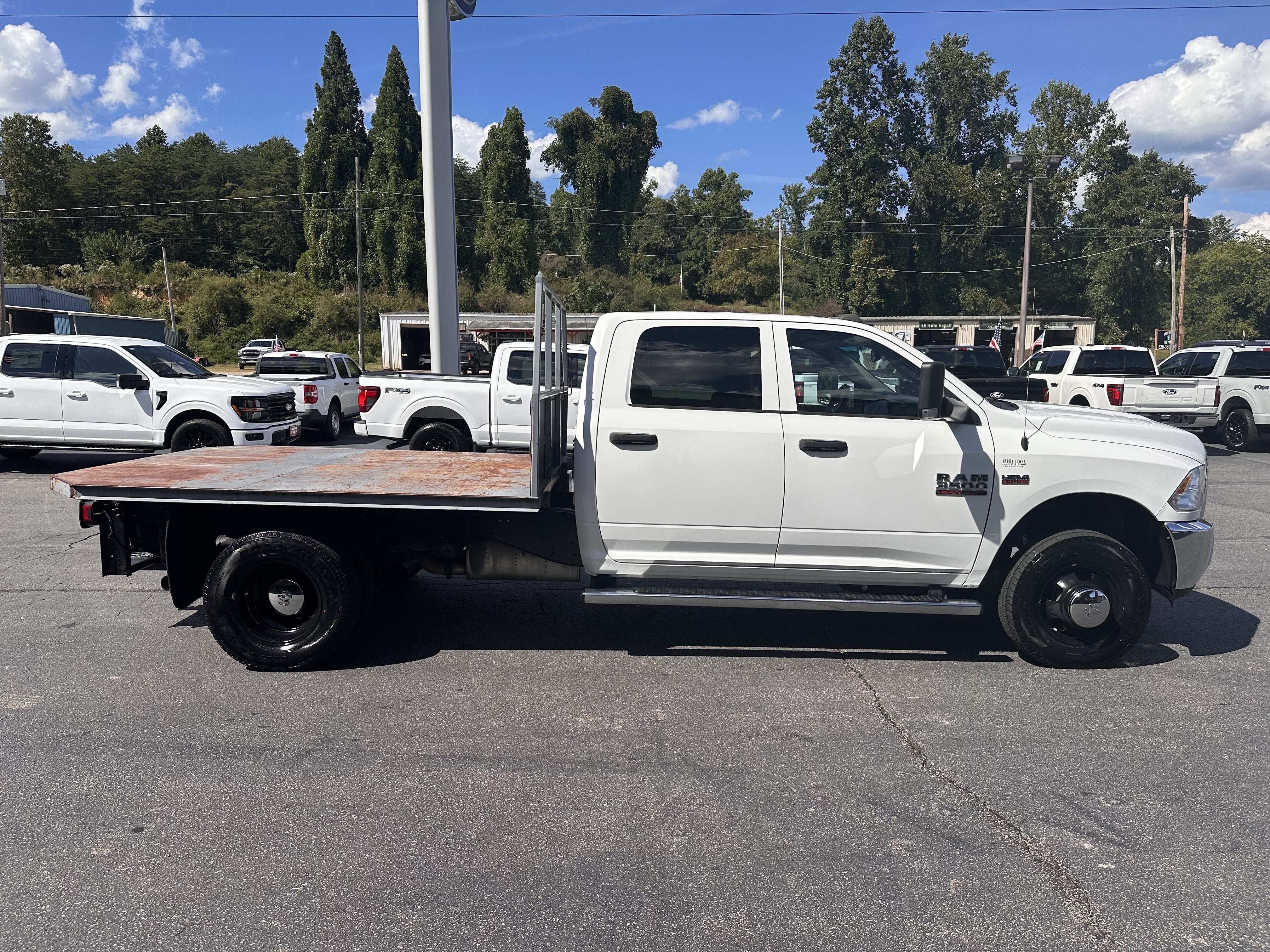 2018 RAM 3500 Chassis Cab Tradesman