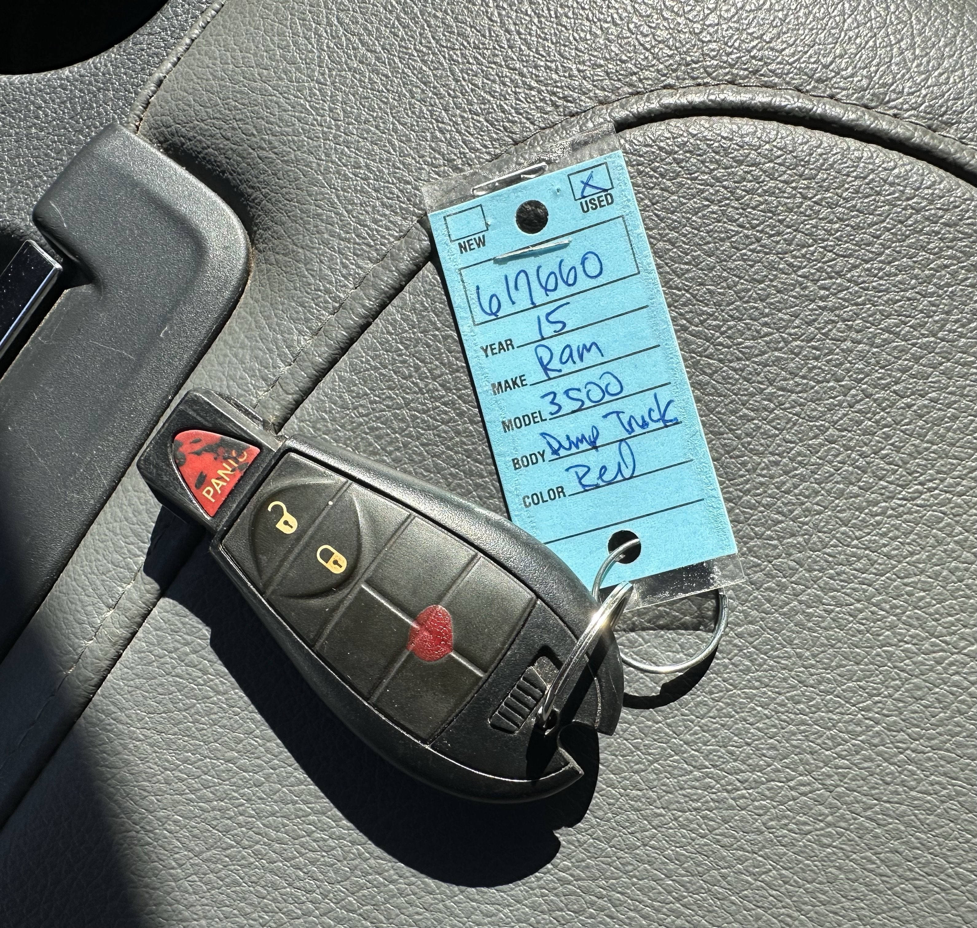 2015 RAM 3500 Tradesman Dump Body