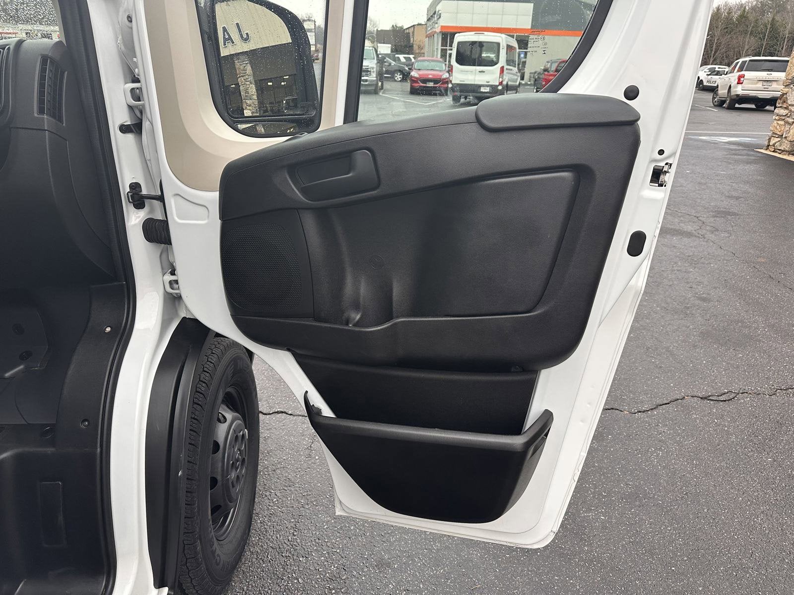 2022 RAM ProMaster Landscape Body 17'