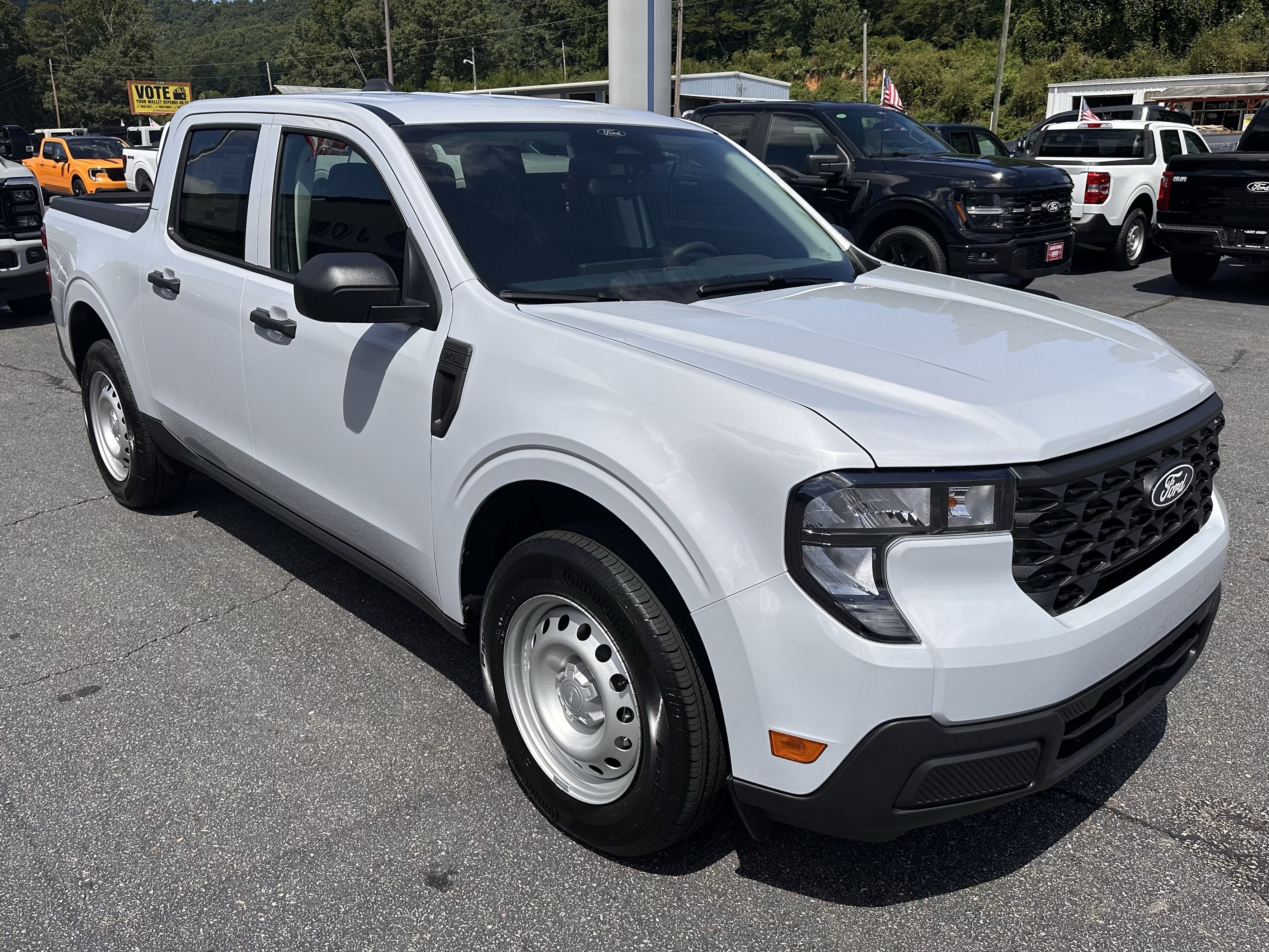 2026 Ford Maverick XL