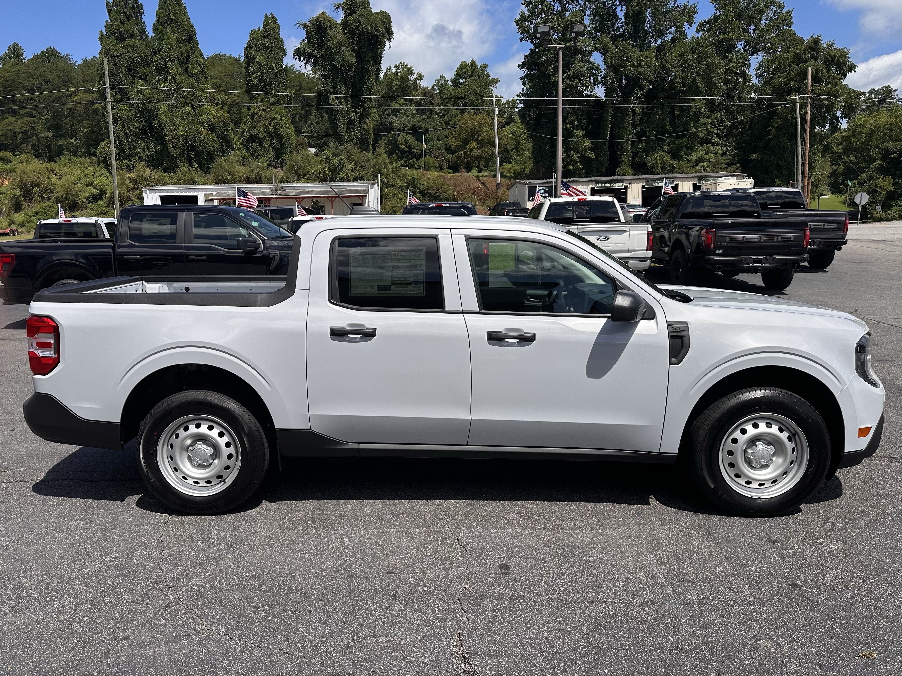 2026 Ford Maverick XL