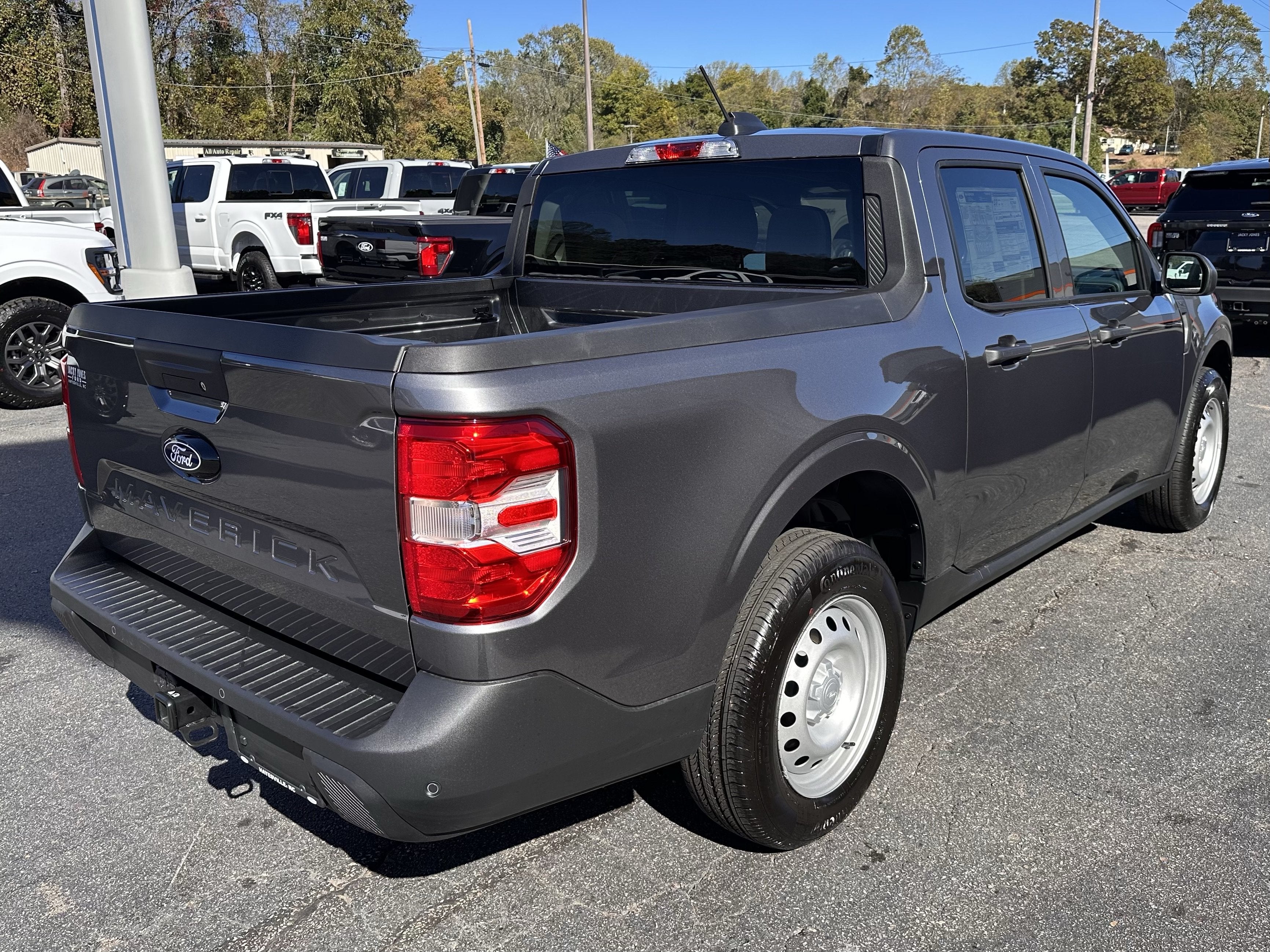 2026 Ford Maverick XL