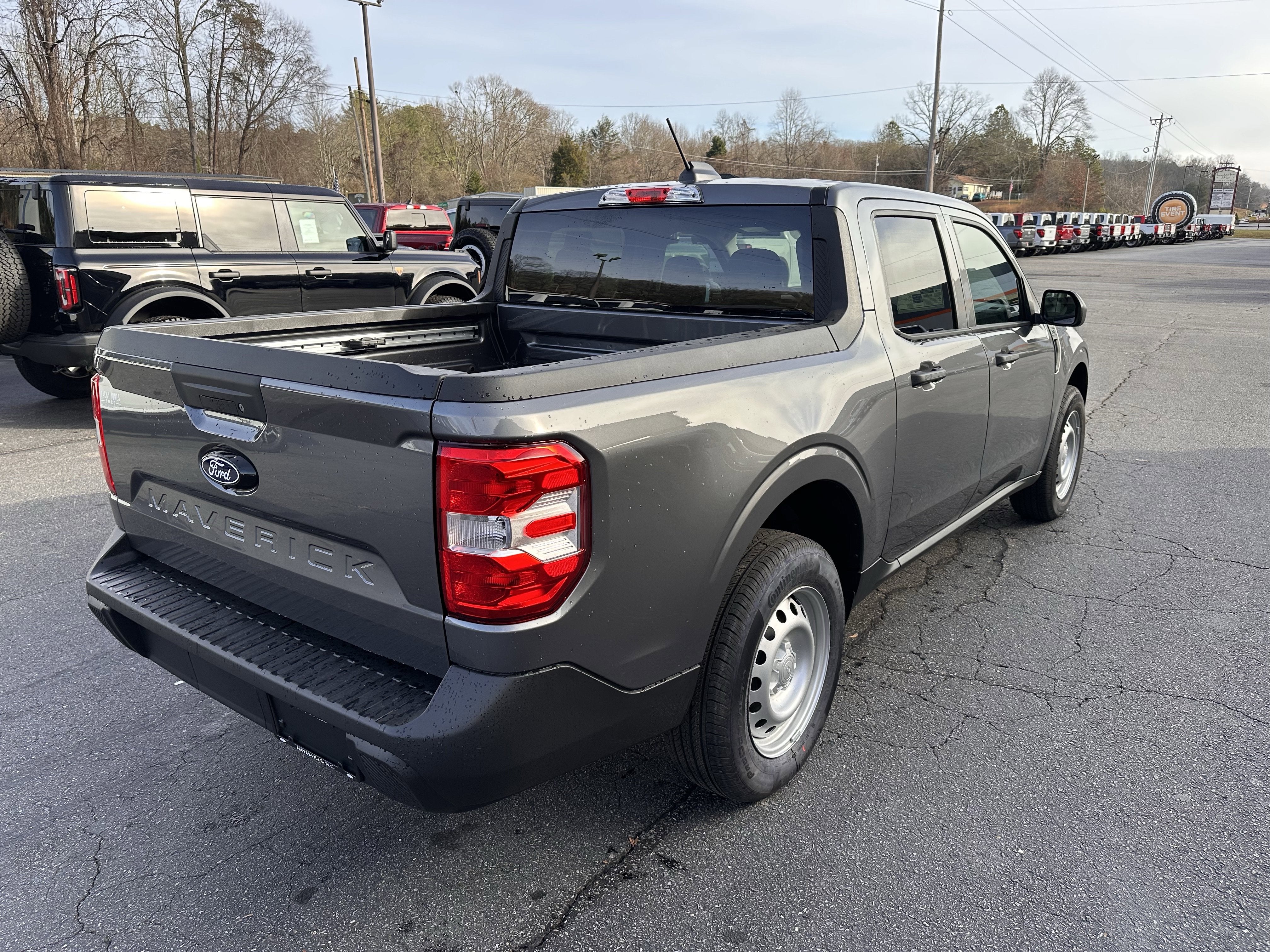 2025 Ford Maverick XL